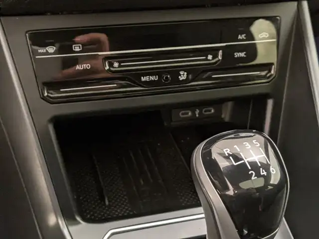 Volkswagen Taigo view 11