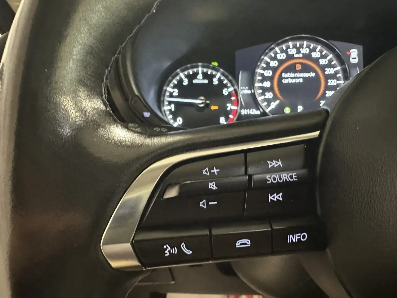 Mazda 3 снимка Mazda 3