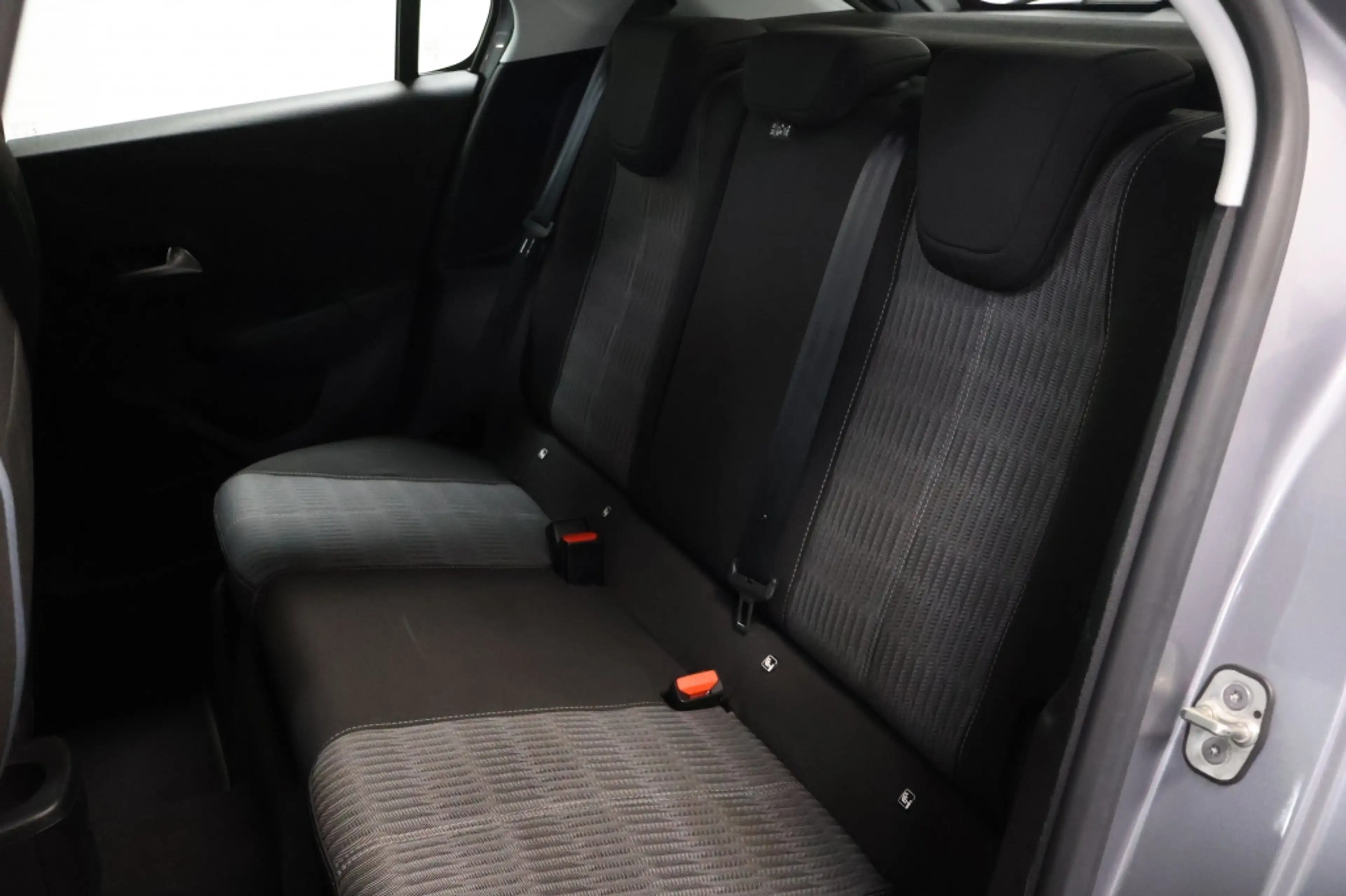 Opel Corsa-e Edition 50 kWh — photo 10