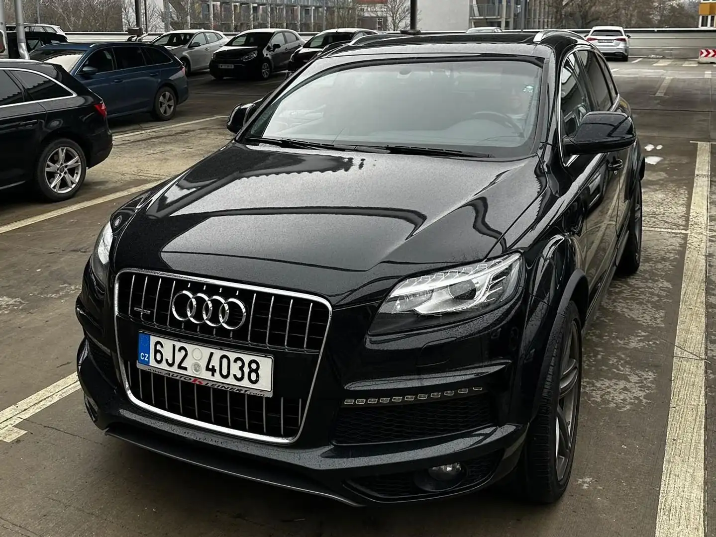 Audi Q7 Q7 3.0 TDI DPF clean diesel quattro tiptronic Schwarz - 1