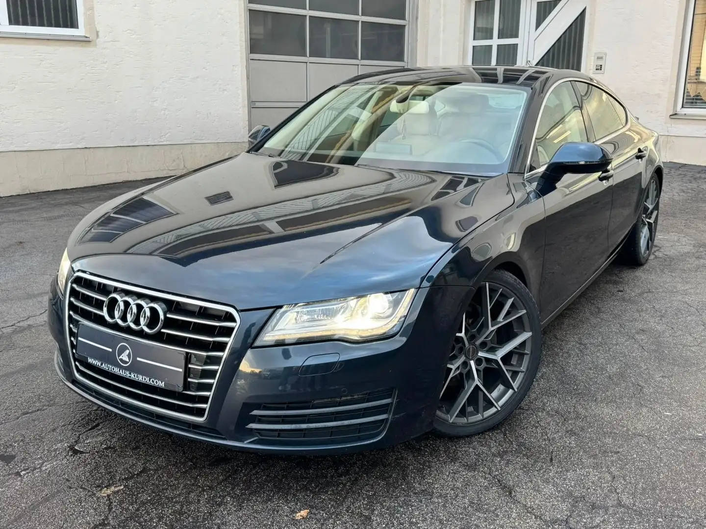 Audi A7 SB 2.8 FSI 8RÄDER AMBIENTE PDC XENON TEMPO BT Blau - 1