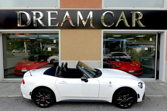 Abarth 124 Spider view 5