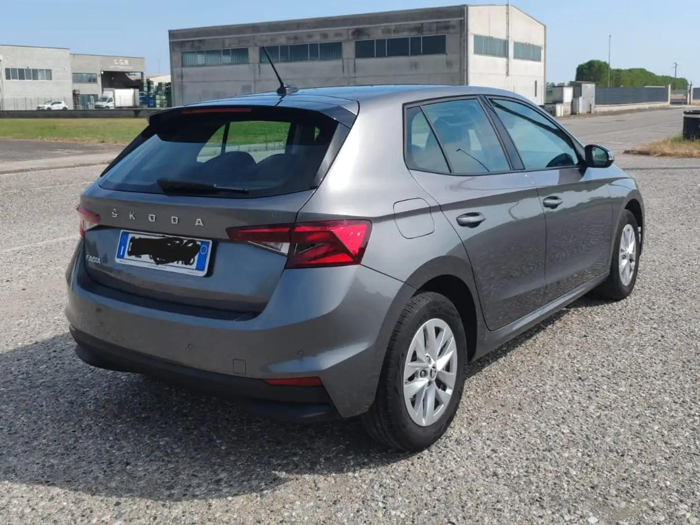 Skoda Fabia Fabia IV 2022 1.0 mpi evo Ambition 80cv Grigio - 2