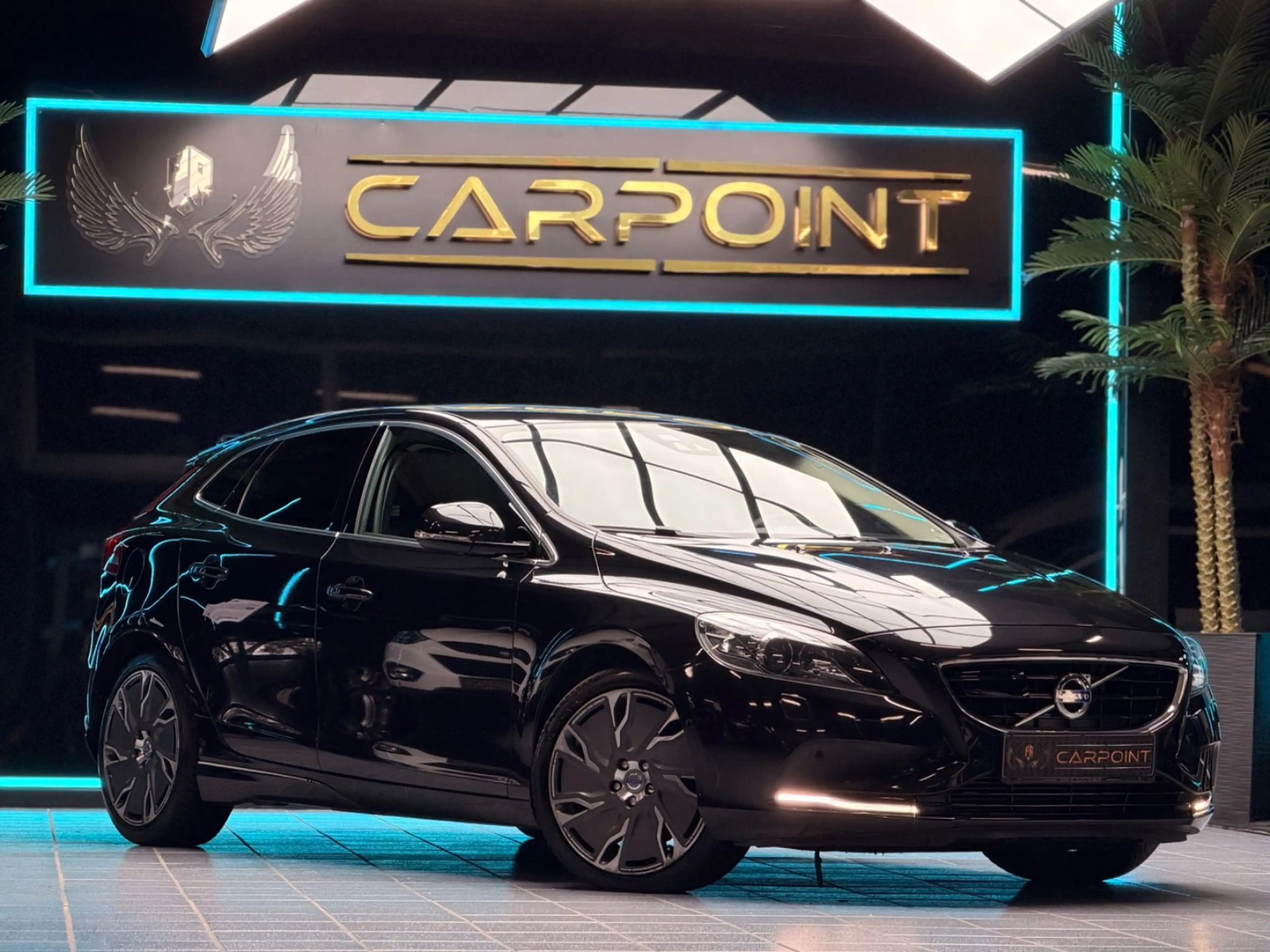Volvo V40 Summum 2.0l D4/ Volleder/LED/CAM/Head-Up — photo 3