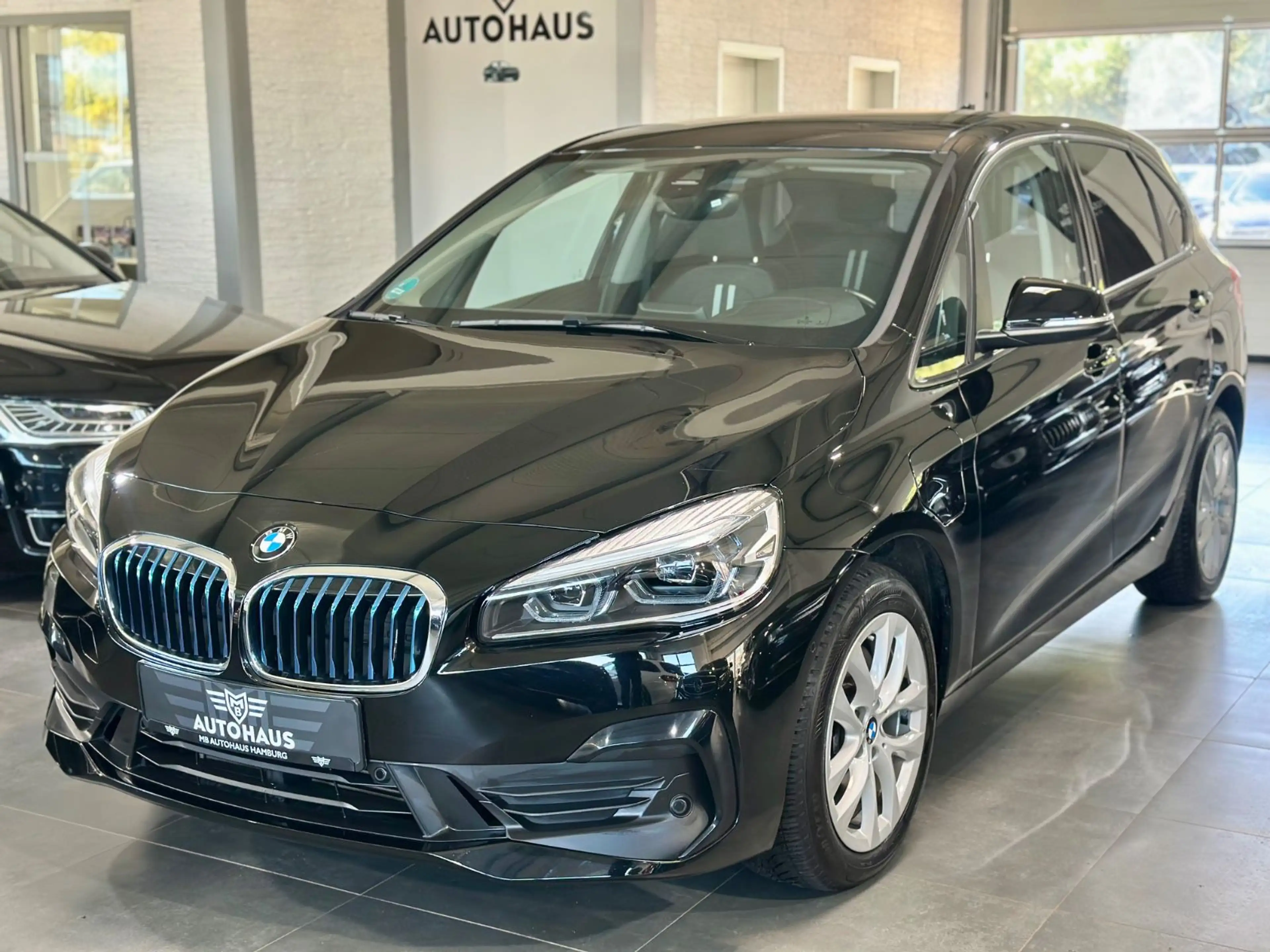 BMW 225 XE,i-Performance,Sport,Facelift,LED,VOLL,TOP