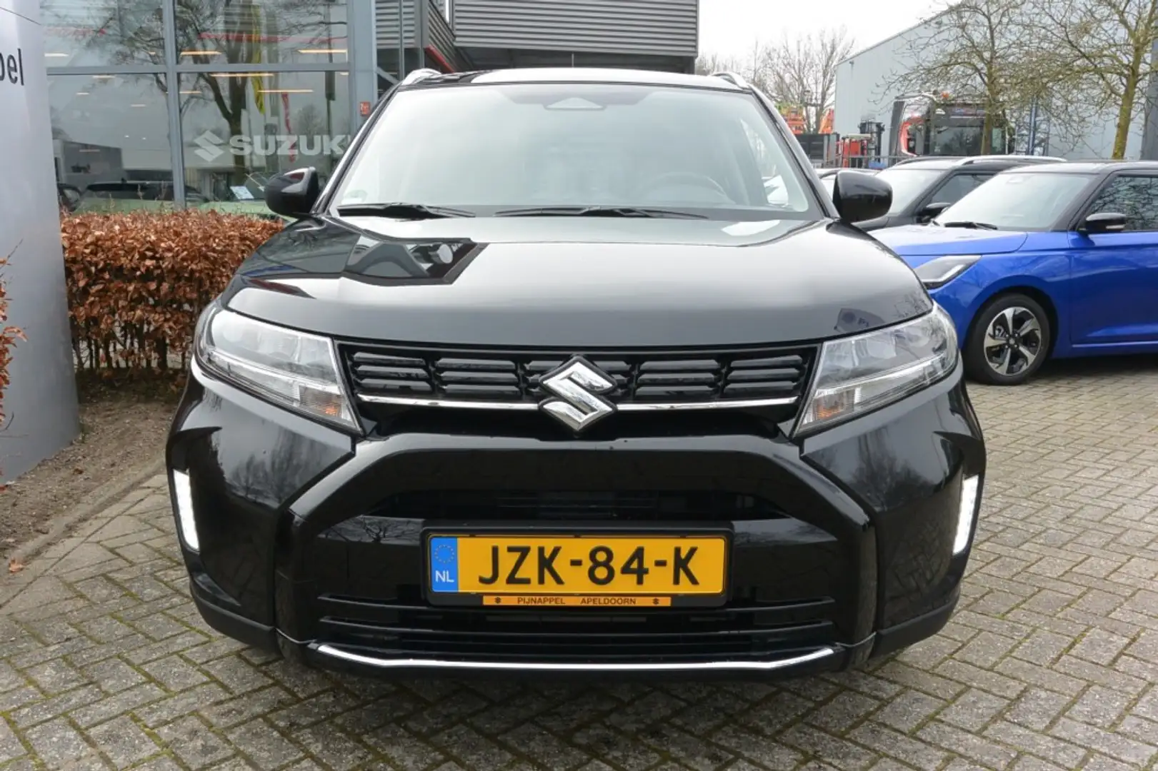 Suzuki Vitara 1.5 Select Hybrid AUTOMAAT Navigatie/Camera Schwarz - 2