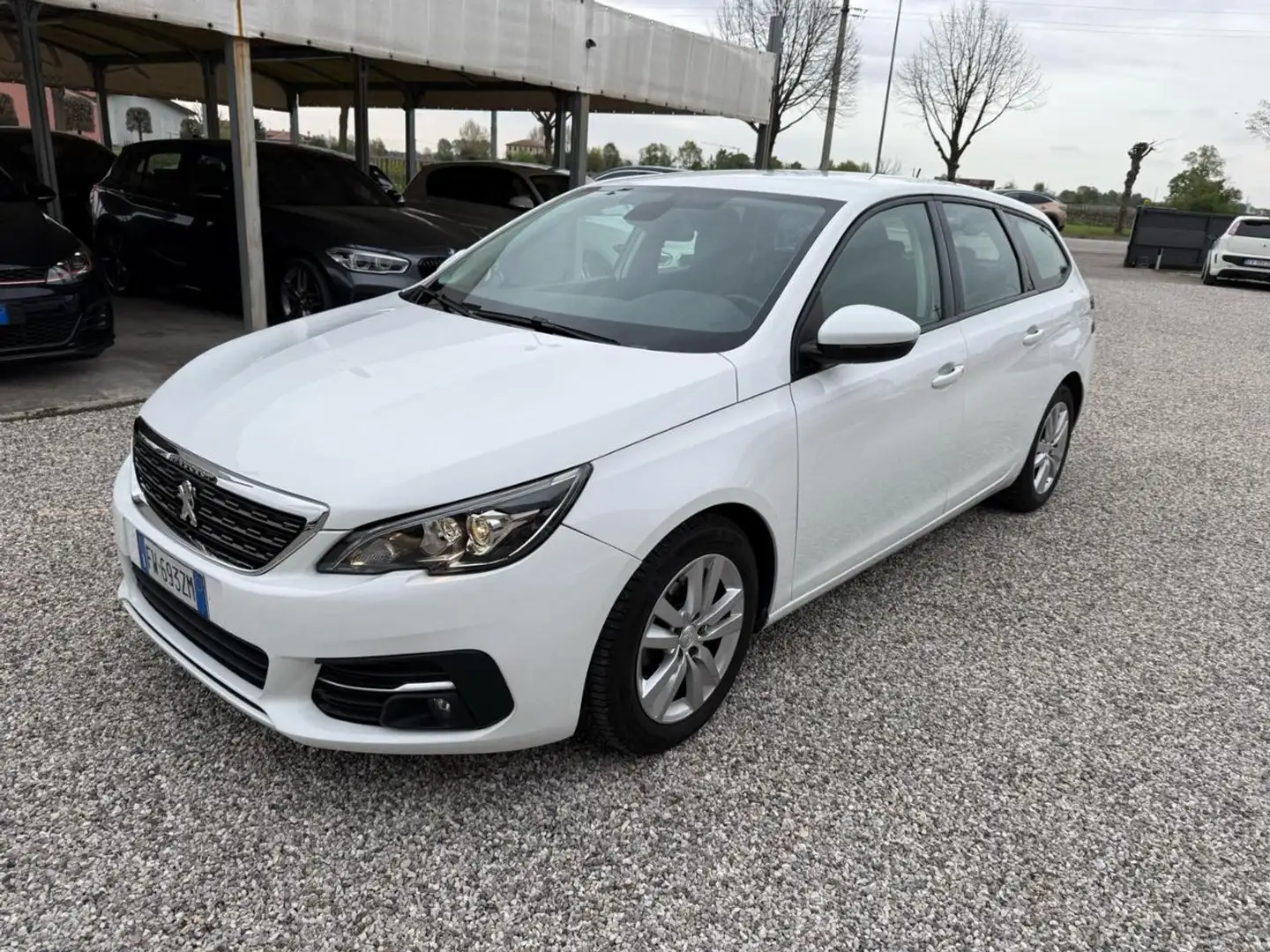 Peugeot 308 BlueHDi 100 S&S SW Business Bianco - 1