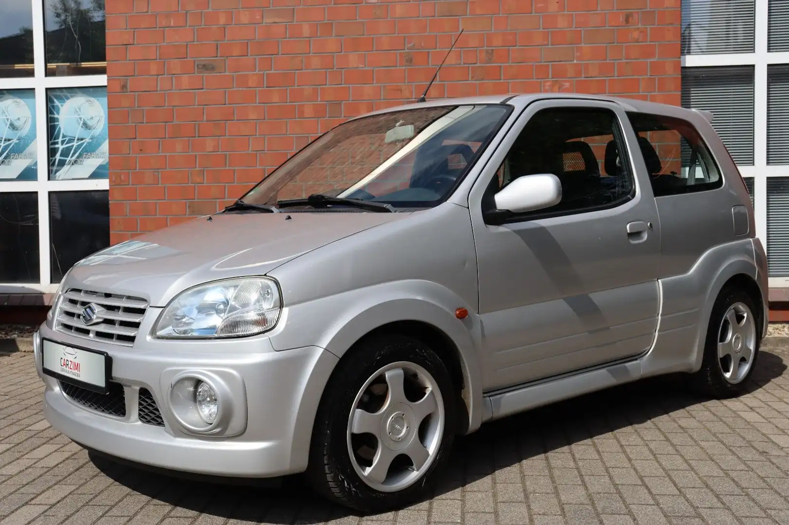 Suzuki Ignis 1.5 Sport Klima Recaro-Sitze Plateado - 2