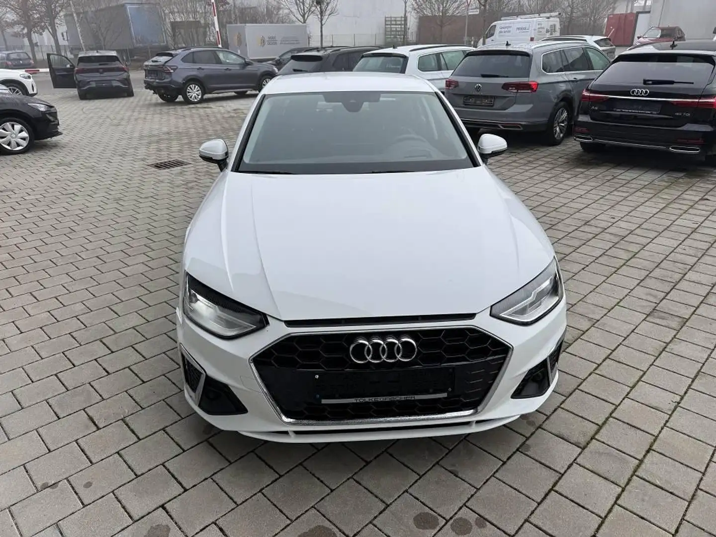 Audi A4 Lim. 35 TFSI *TOP-Ausstattung* S-LINE Gris - 2
