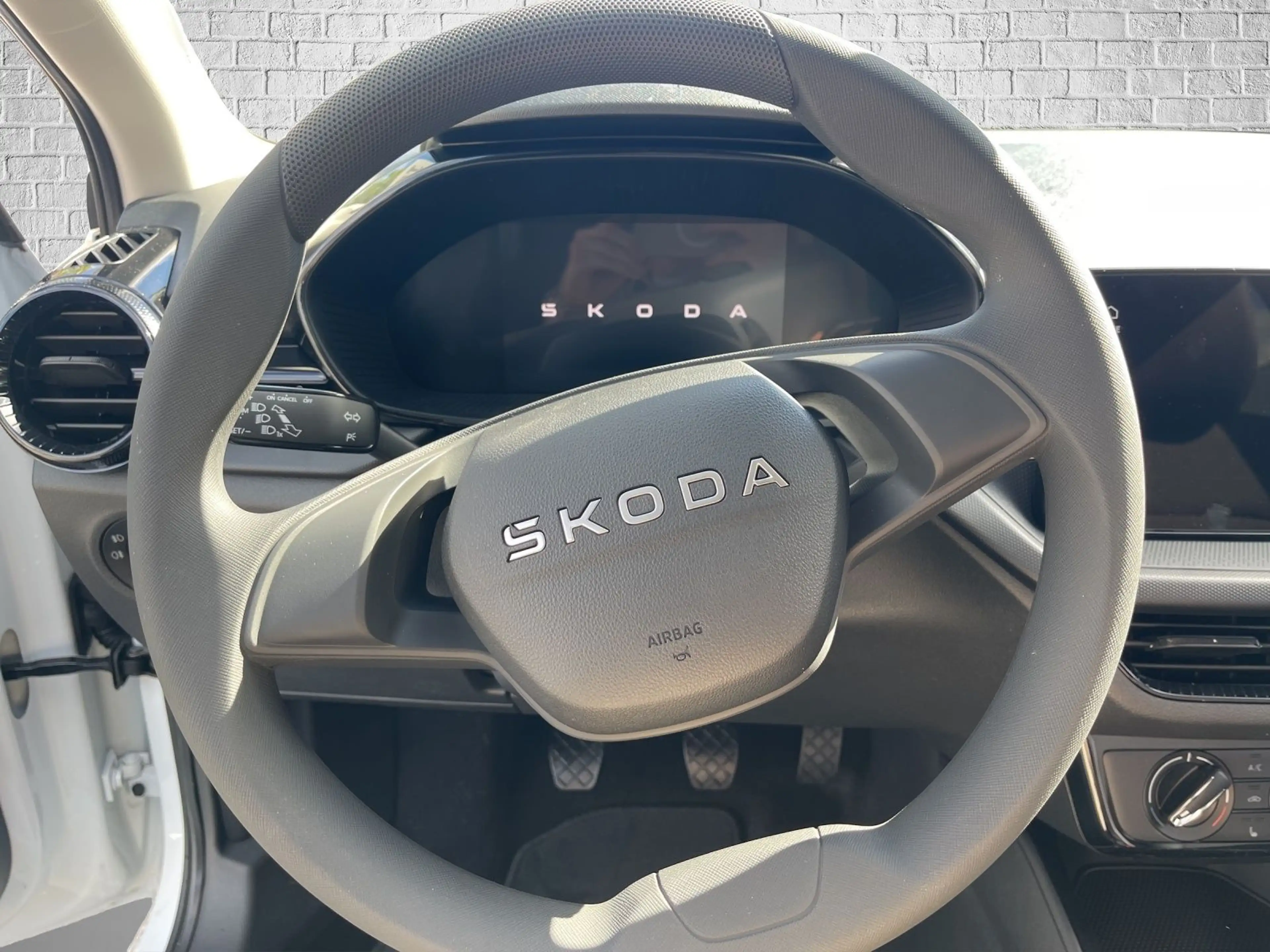 Skoda Fabia 1.0 TSI Schaltgetriebe - Essence — photo 10