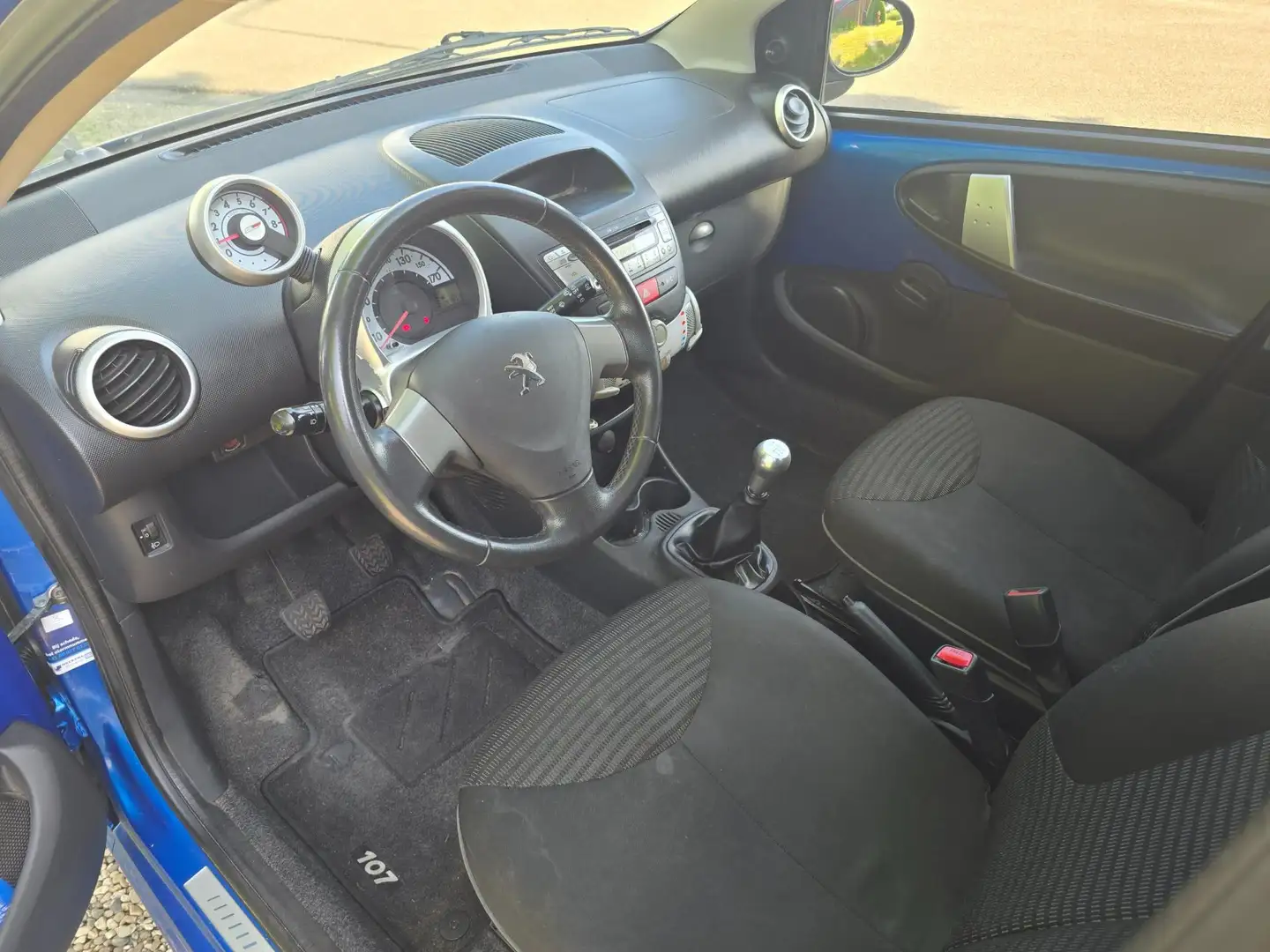 Peugeot 107 1.0 Sportium 5-deurs AIRCO *apk:01-2026* Blau - 2