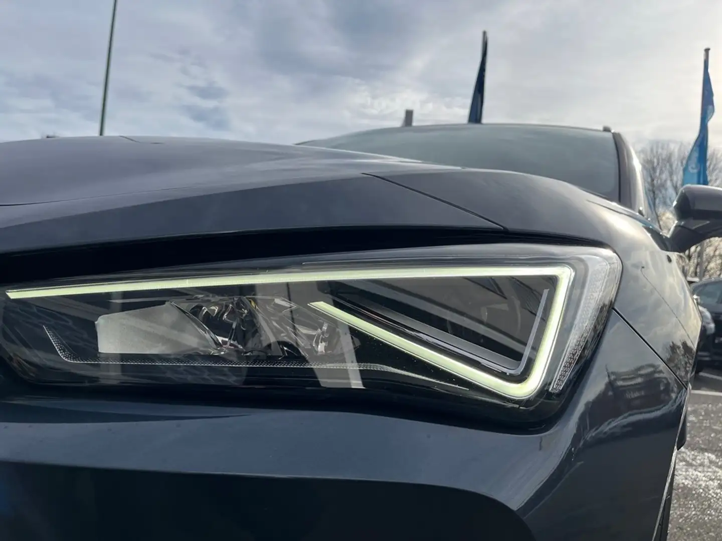 CUPRA Leon 1,4 VZ e-Hybrid Automatic Grau - 2