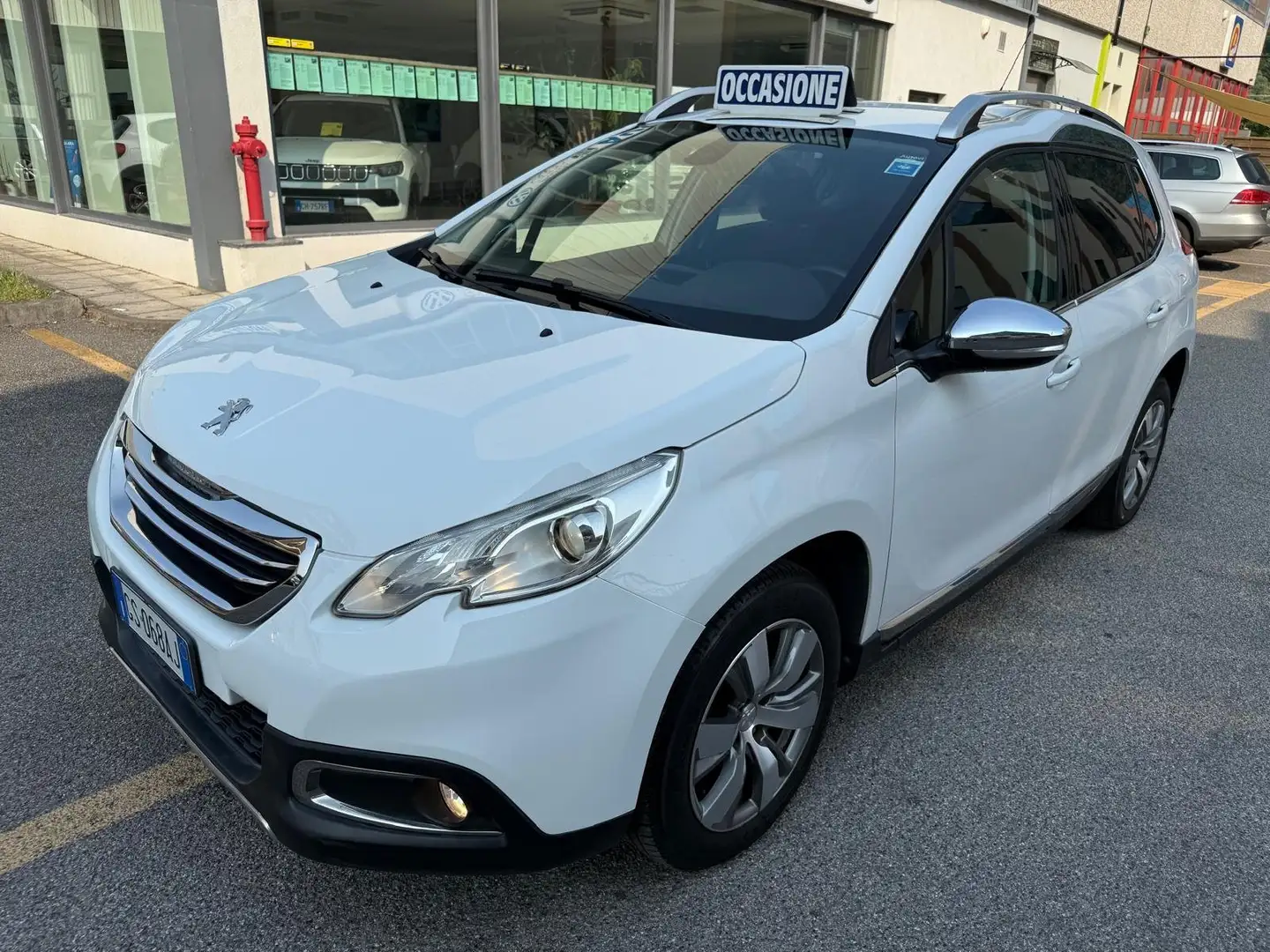 Peugeot 2008 1.2 12v Allure 82cv **NAVIGATORE*OK NEOPATENTATI** Blanc - 1
