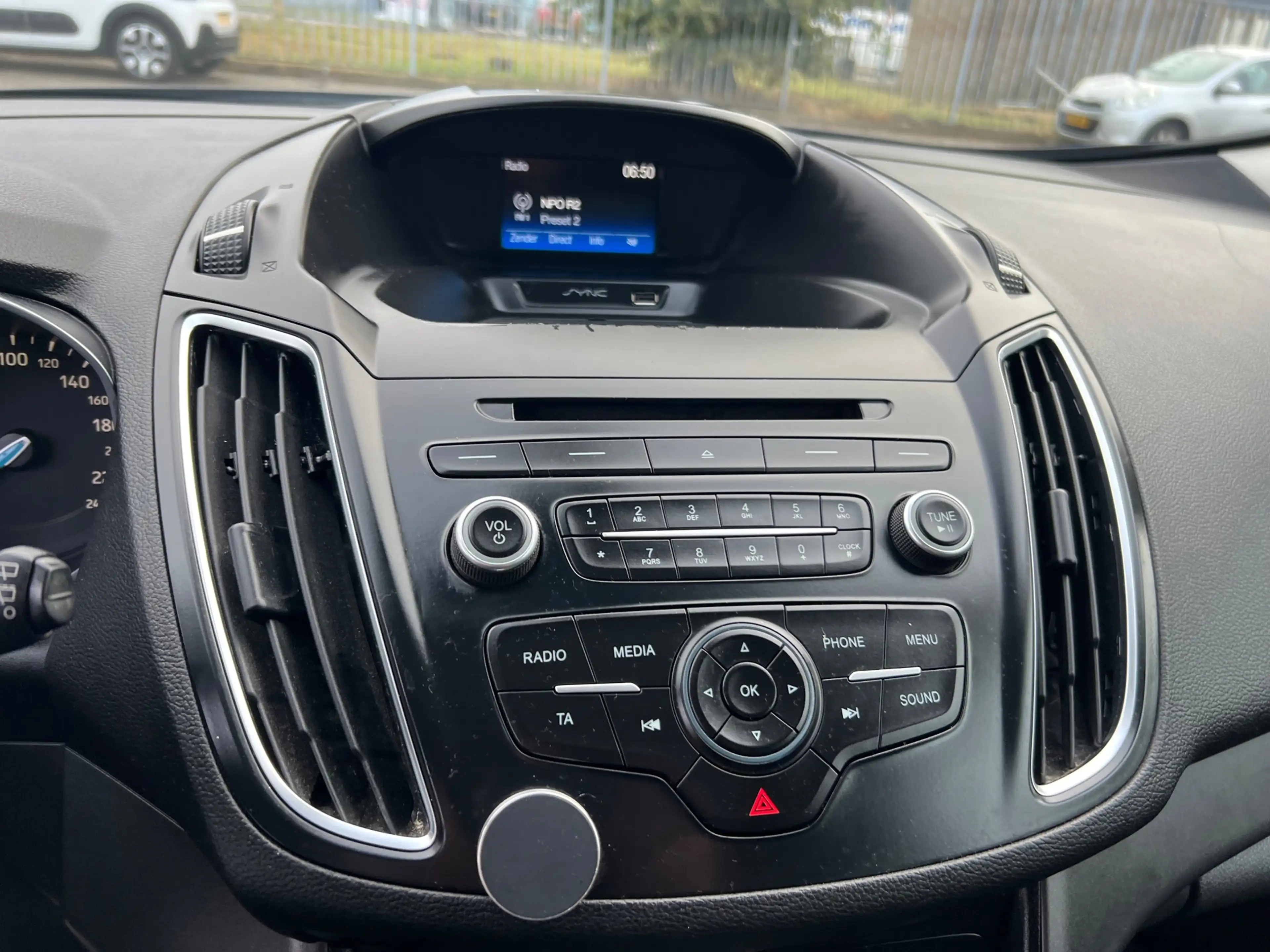 Ford Grand C-Max 1.0 Ambiente — photo 13