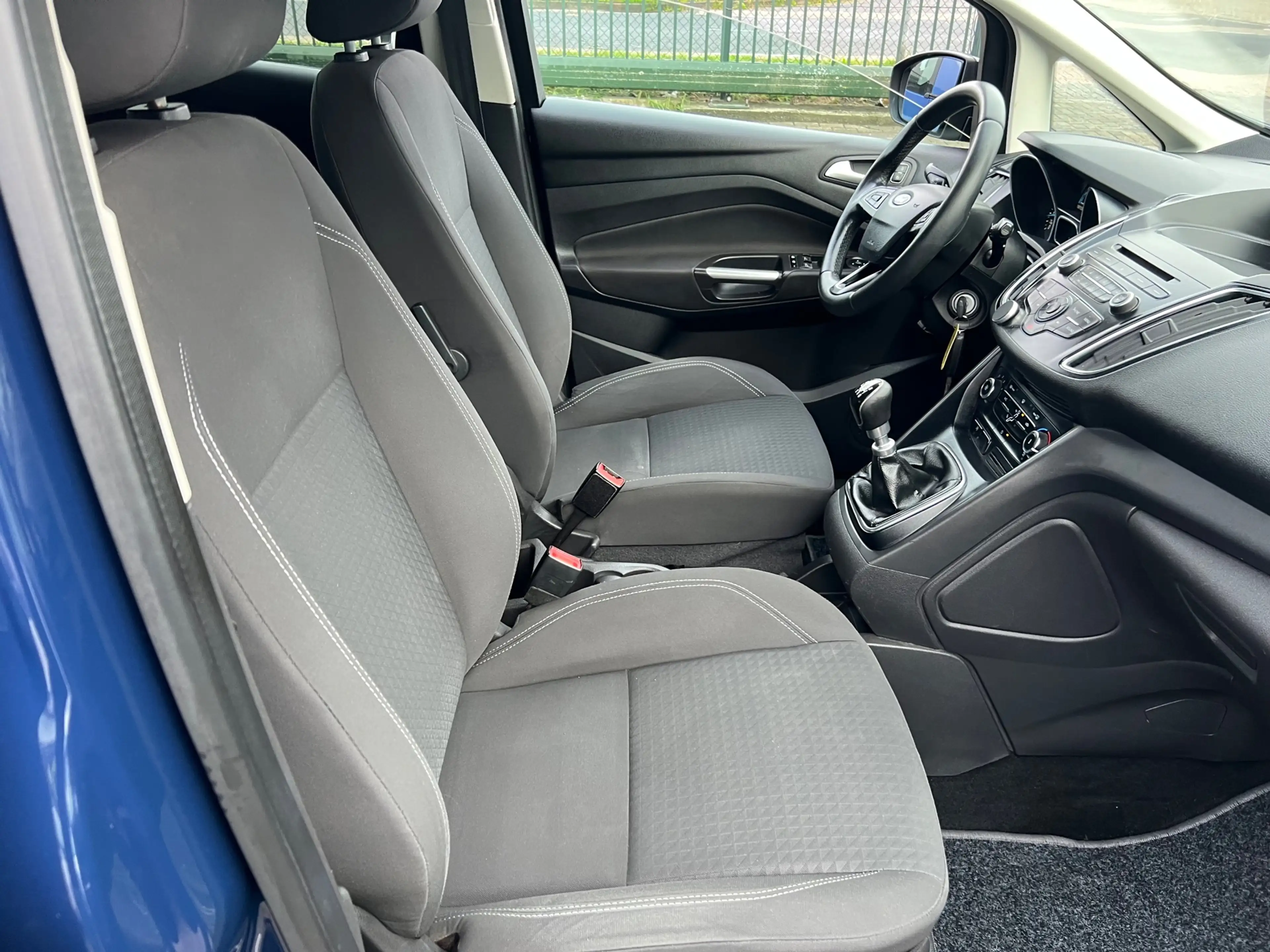 Ford Grand C-Max 1.0 Ambiente — photo 8