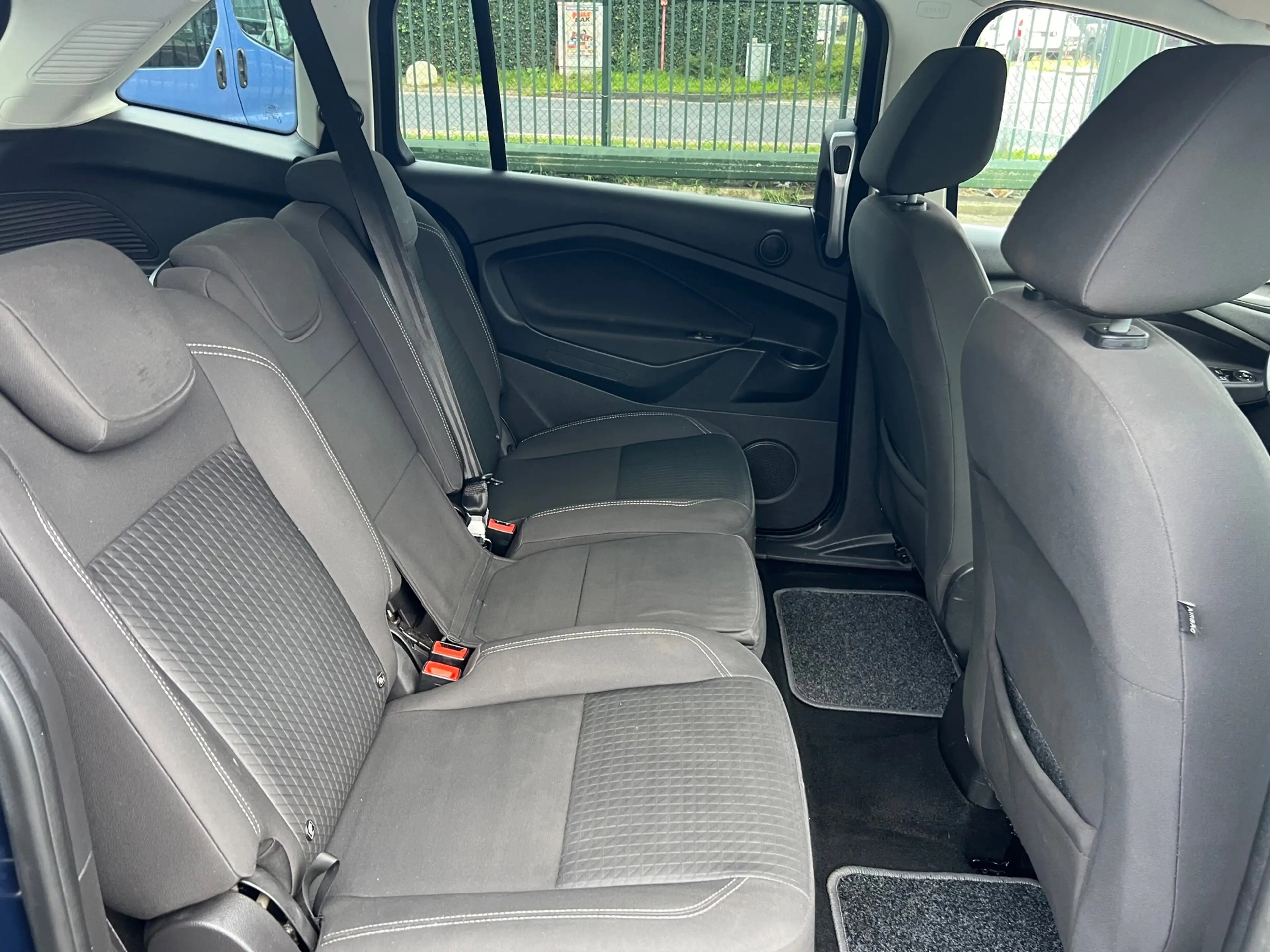 Ford Grand C-Max 1.0 Ambiente — photo 10