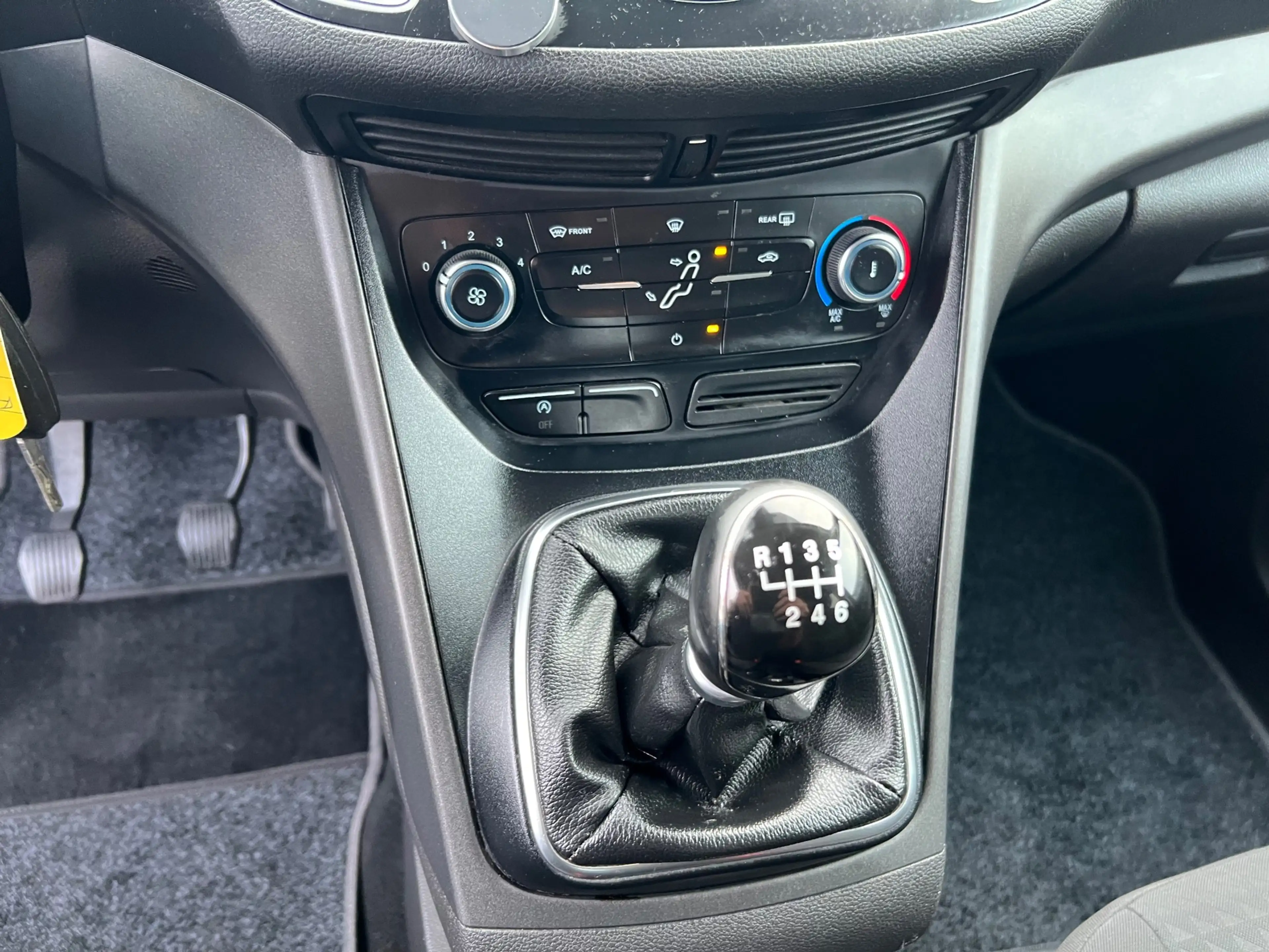 Ford Grand C-Max 1.0 Ambiente — photo 12