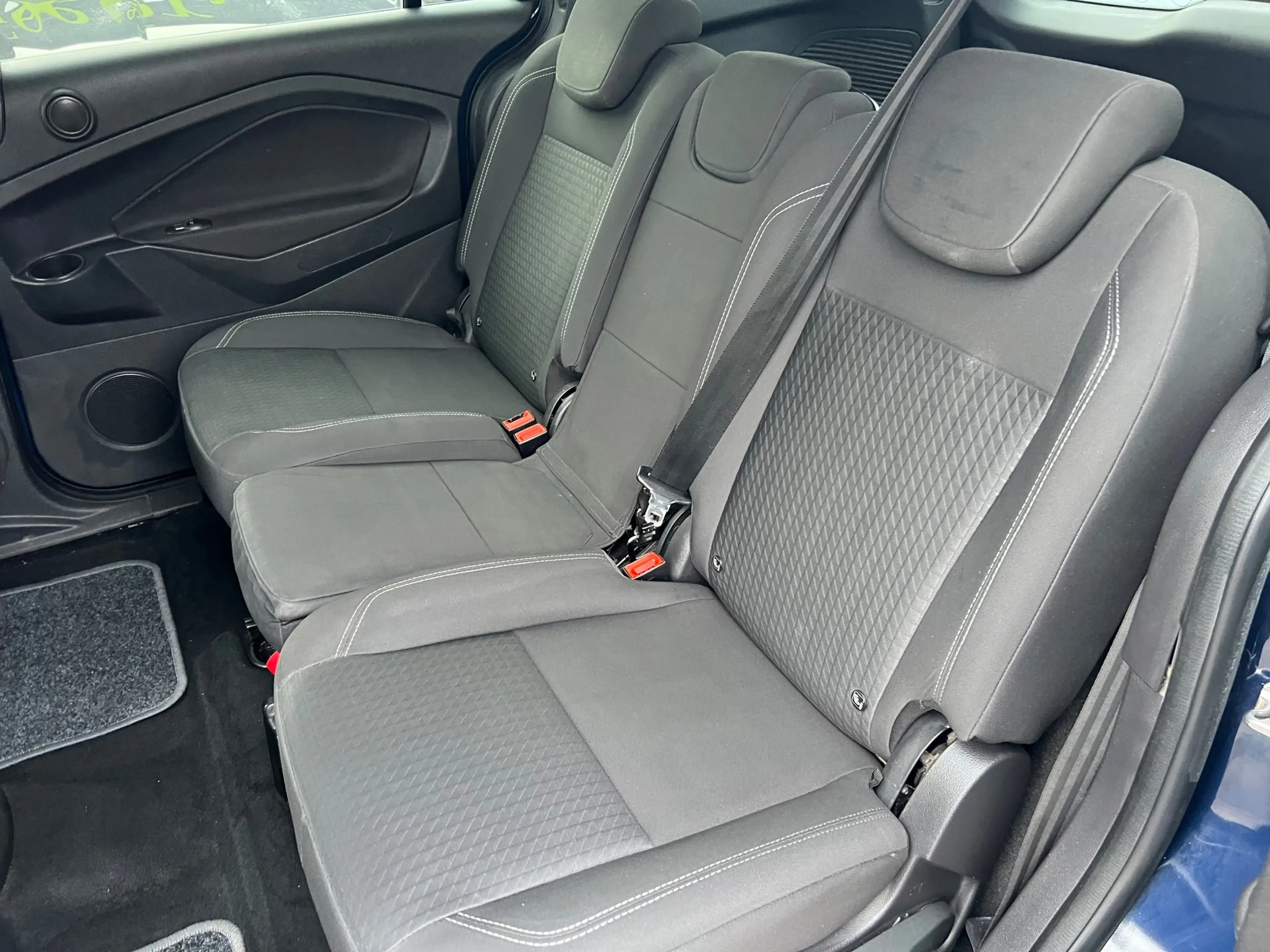 Ford Grand C-Max 1.0 Ambiente — photo 9