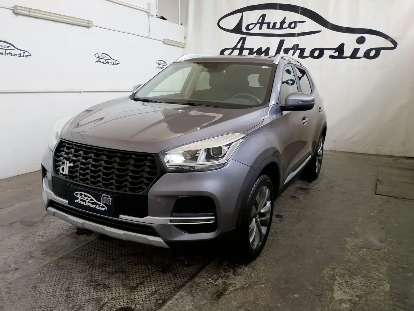 DR Automobiles DR4.0 1.5 Bi-Fuel GPL TUA da 159,00 euro al mese Gri - 1