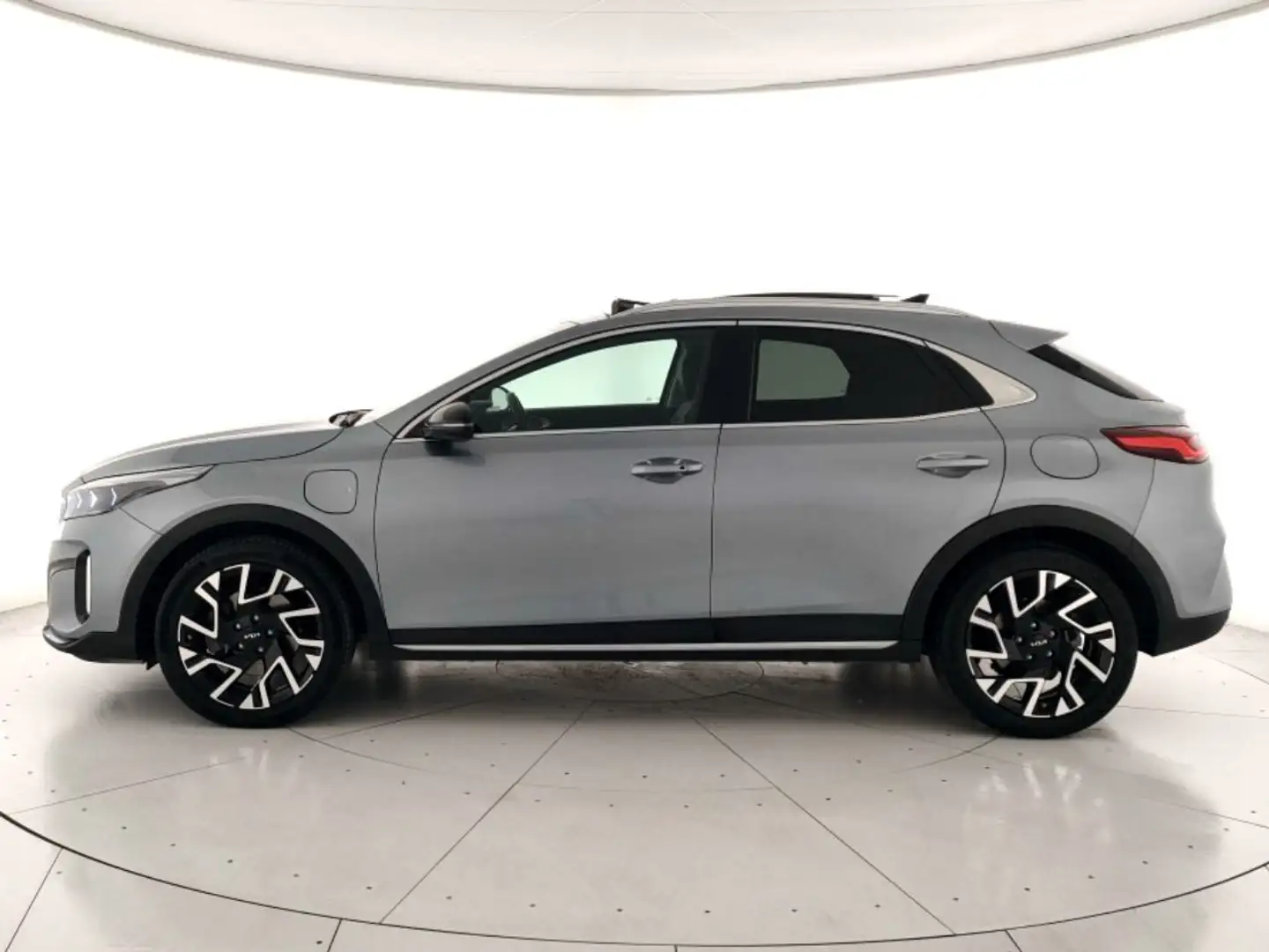 Kia XCeed 1.6 gdi phev Evolution 141cv dct -PLUG IN- Grigio - 2