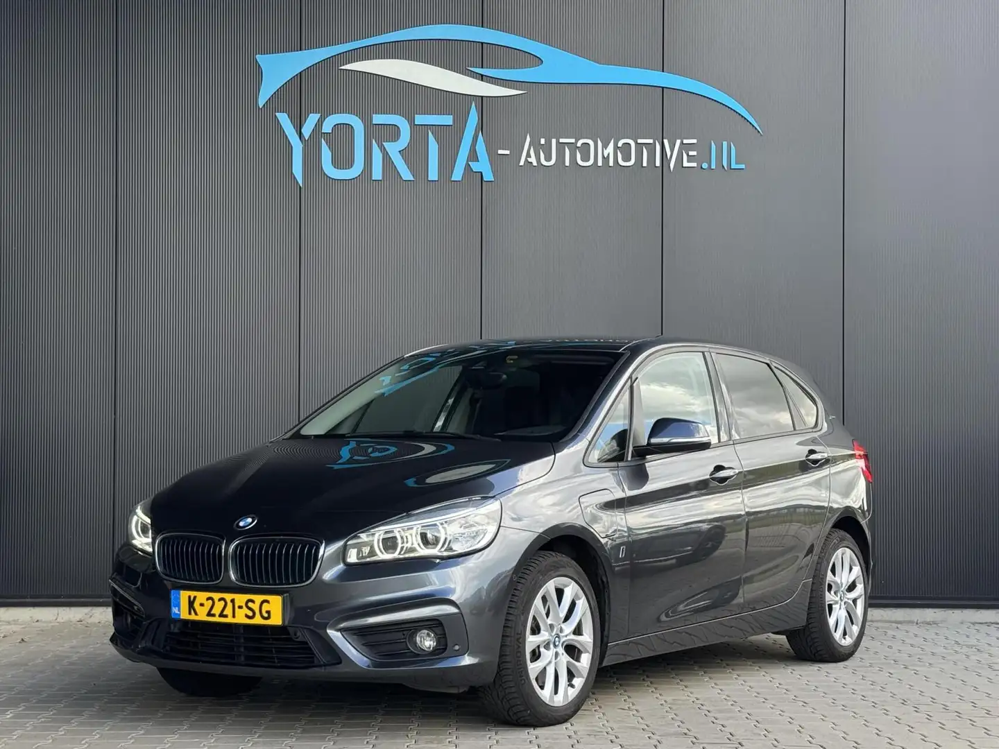 BMW 225 2-serie Active Tourer 225xe iPerformance High Exec Gris - 1