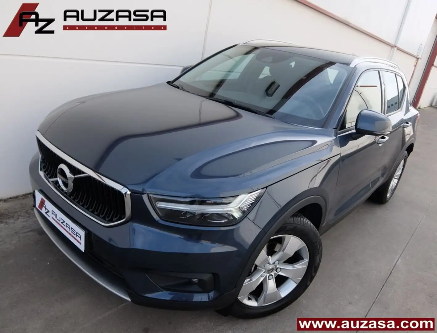 Volvo XC40 T3 Momentum Pro Aut. Azul - 1