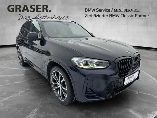 BMW X3 view 8
