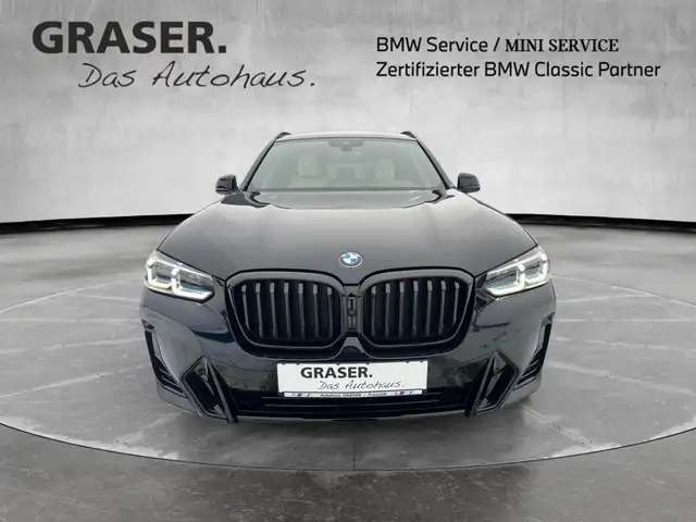 BMW X3 view 9