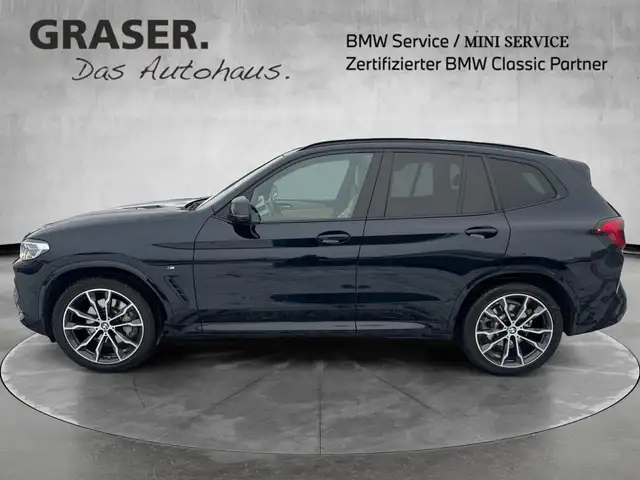 BMW X3 view 2