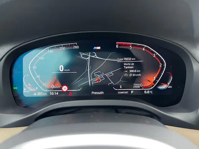 BMW X3 view 19