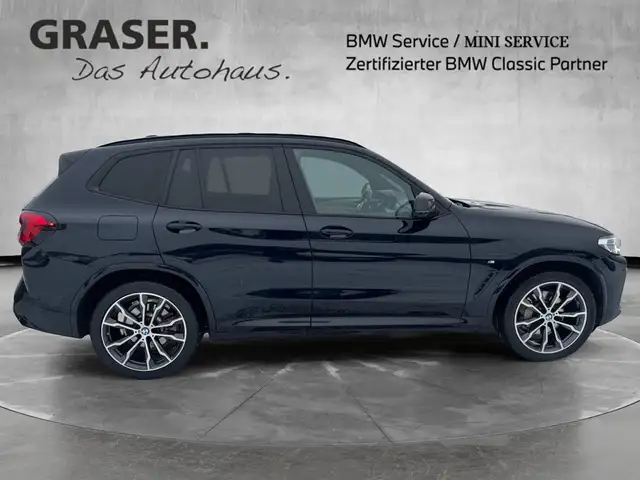 BMW X3 view 7