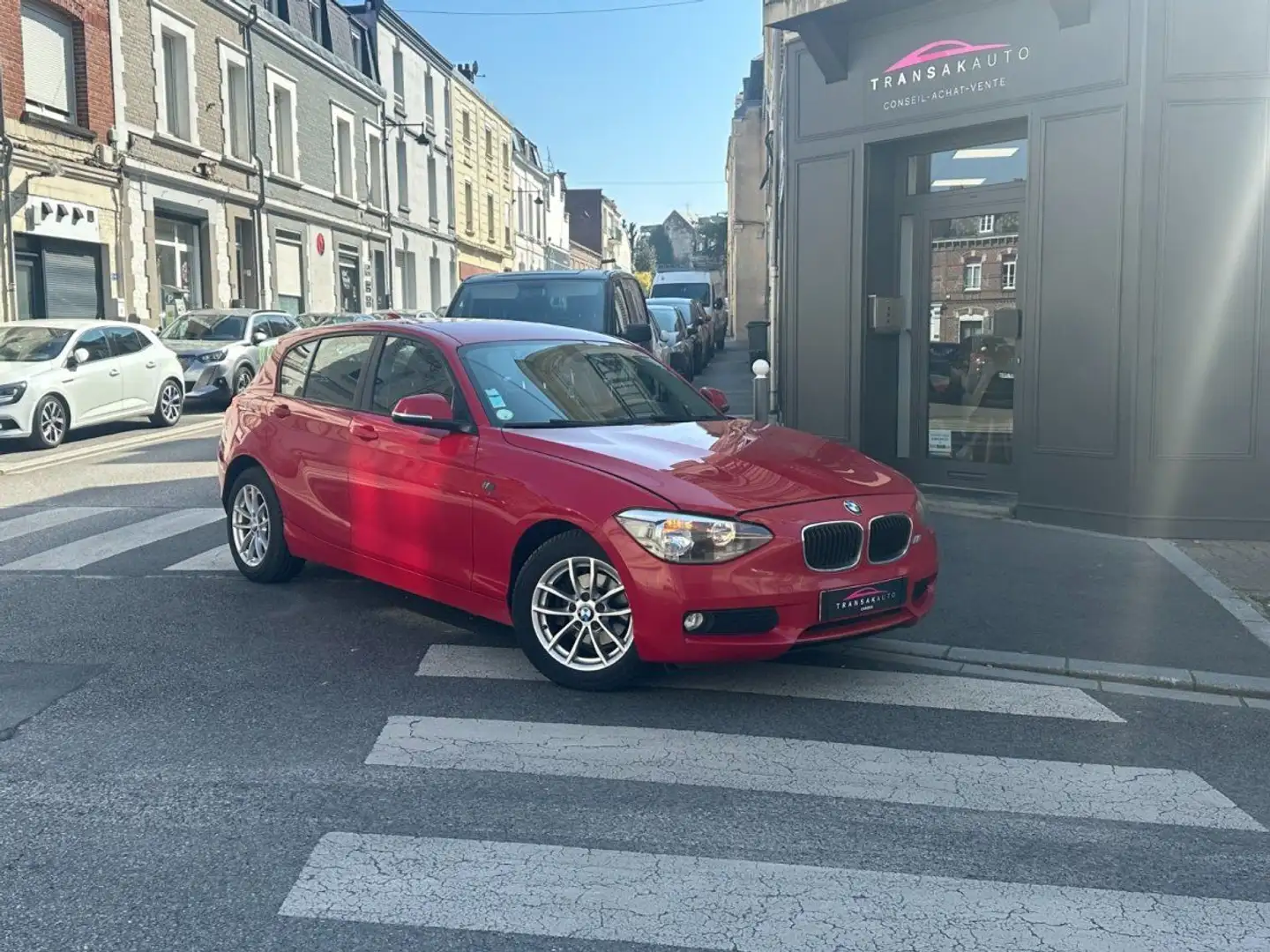 BMW 114 SERIE F20 114d 95 ch 112g Business/Start Edition / Rouge - 1