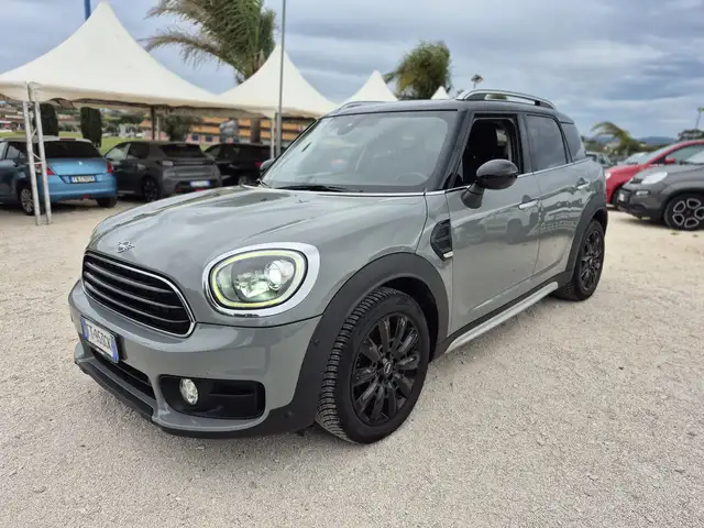 MINI Countryman D