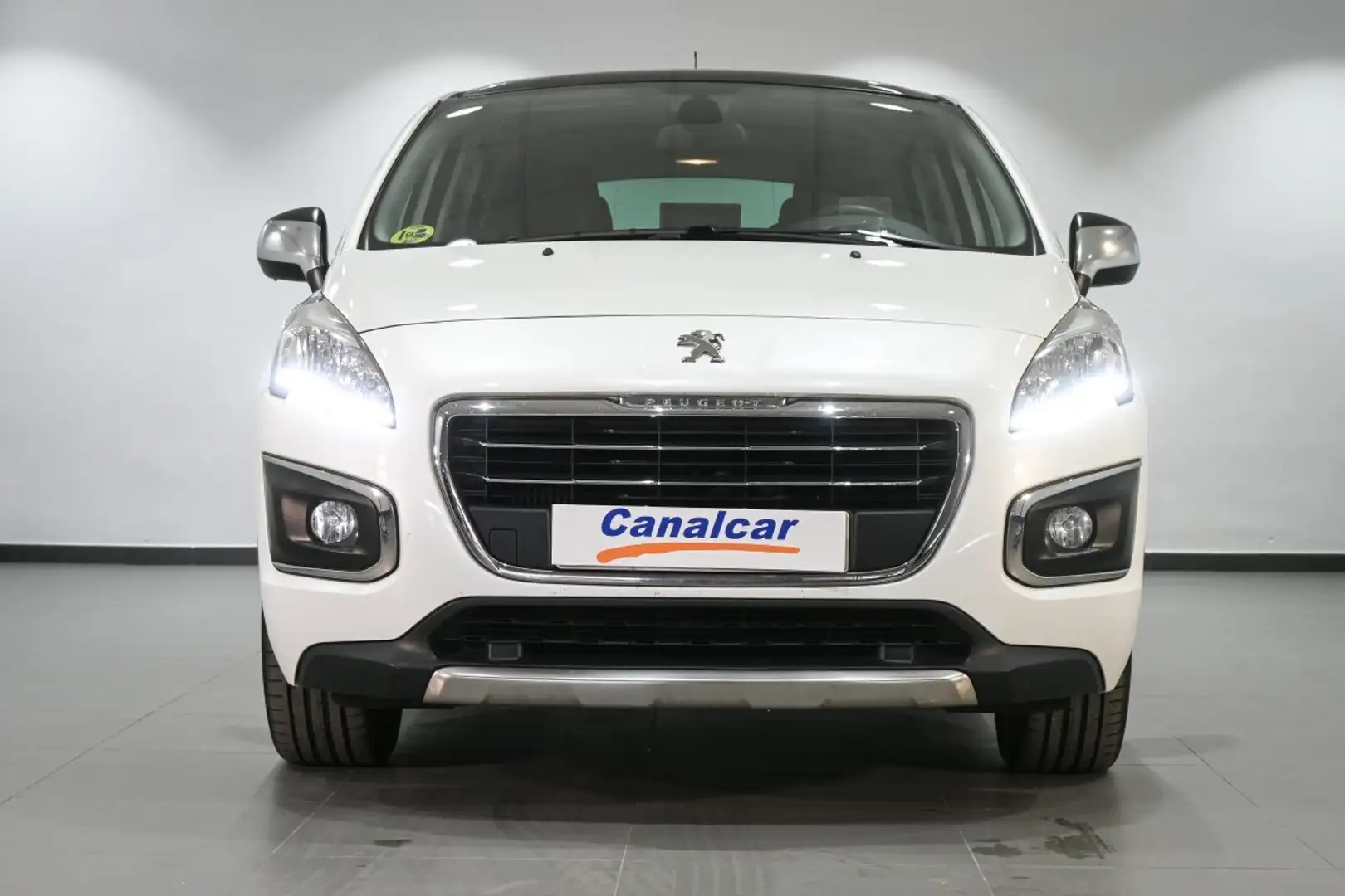 Peugeot 3008 1.6HDI Alllure 115 Wit - 2