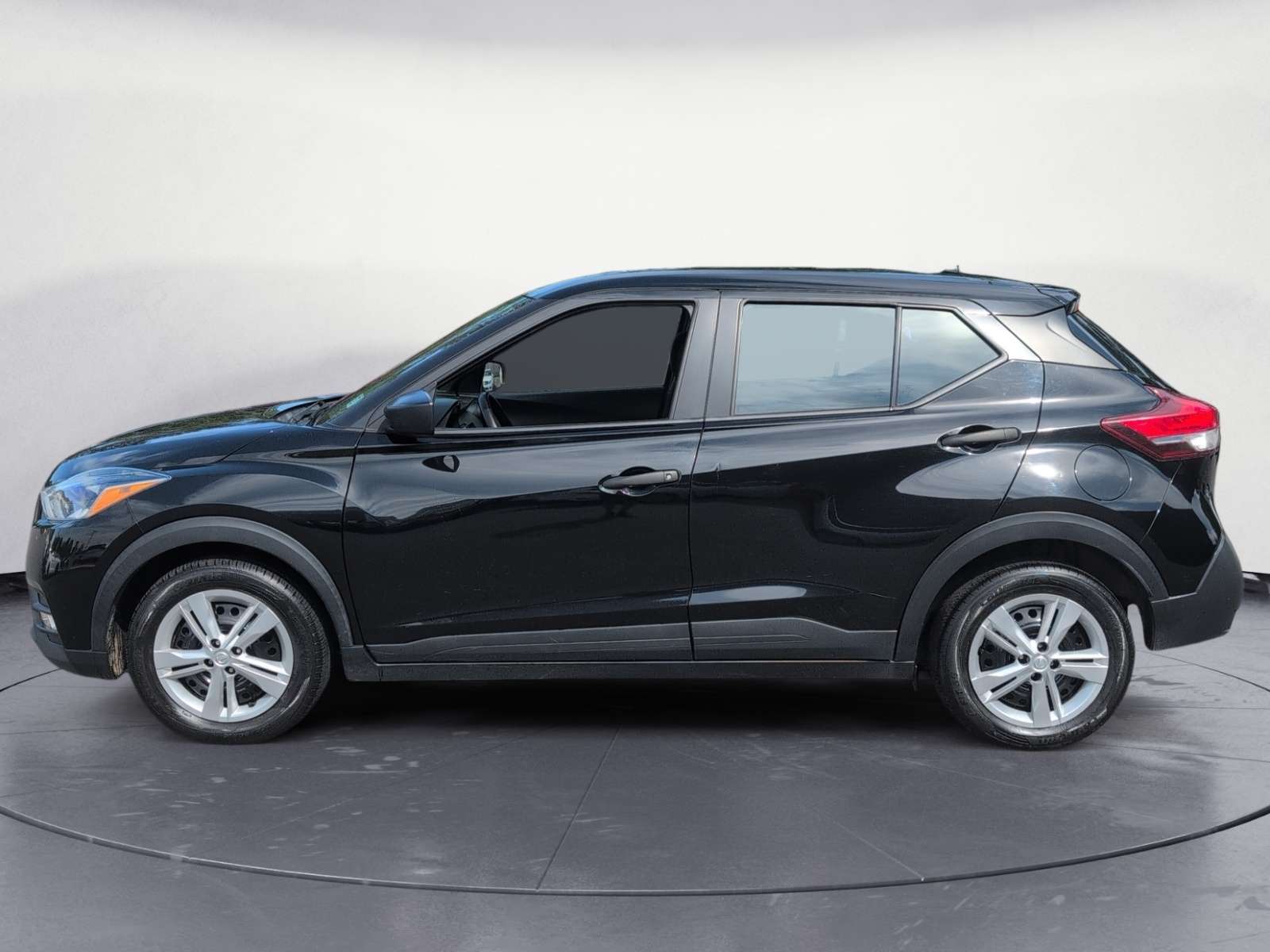 2019 Nissan Kicks S - Fresh Trade — снимка 1