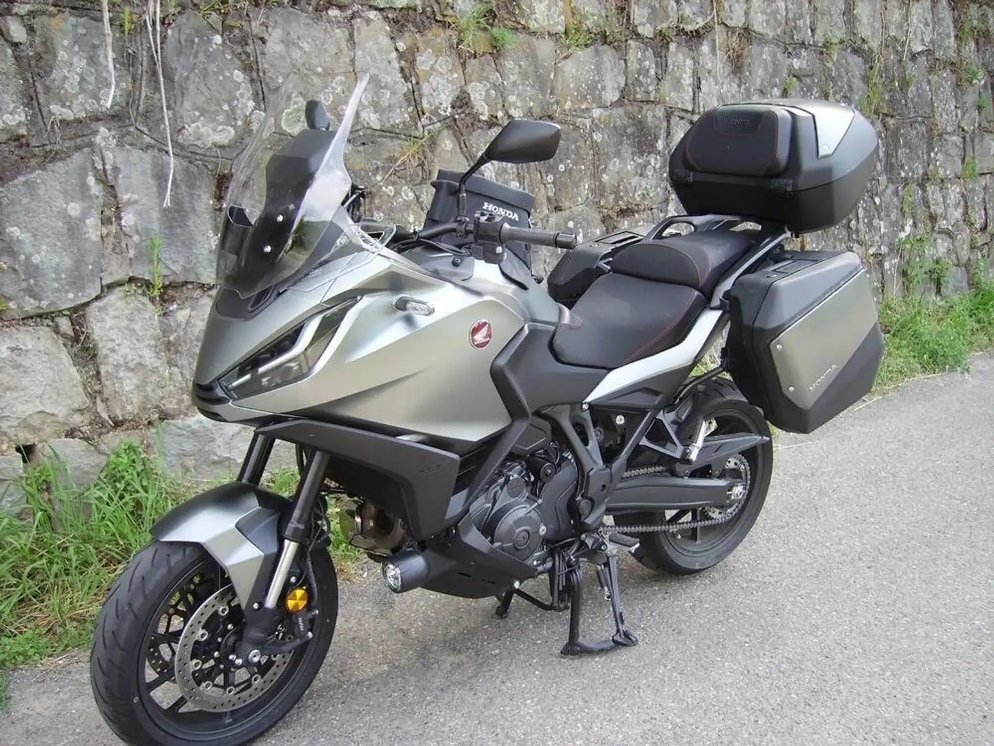 Honda NT 1100 Grigio - 1