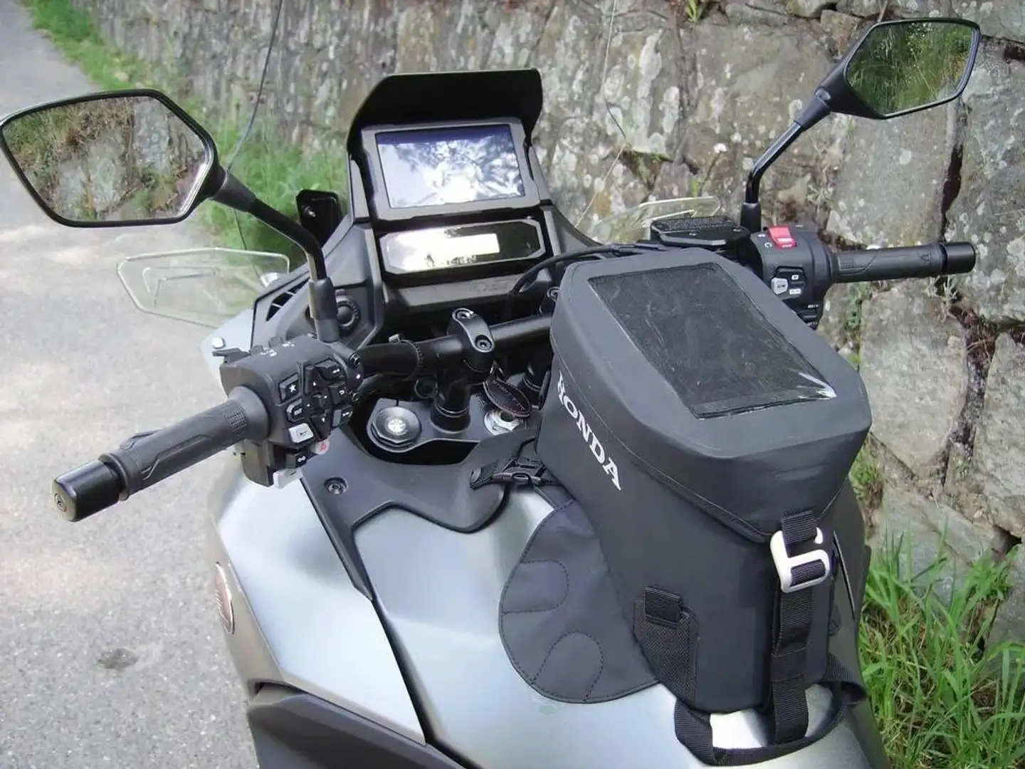 Honda NT 1100 Grigio - 2