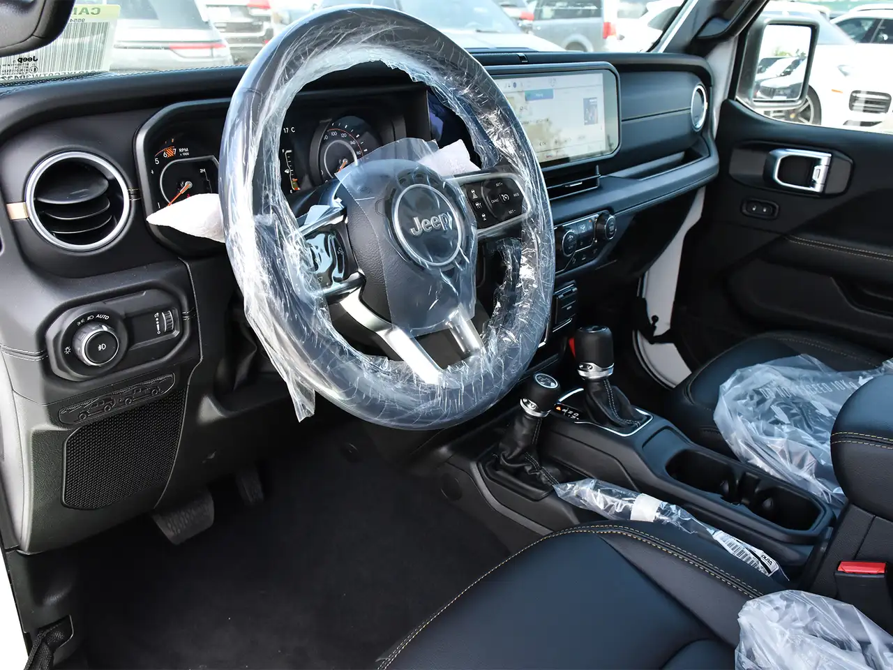 Jeep Wrangler снимка Jeep Wrangler