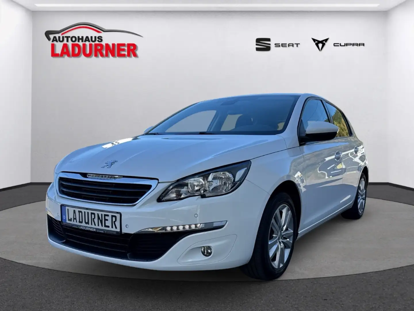 Peugeot 308 Active 1.2 e-THP PureTech 130 PDC/SHZ/Kamera Blanc - 2