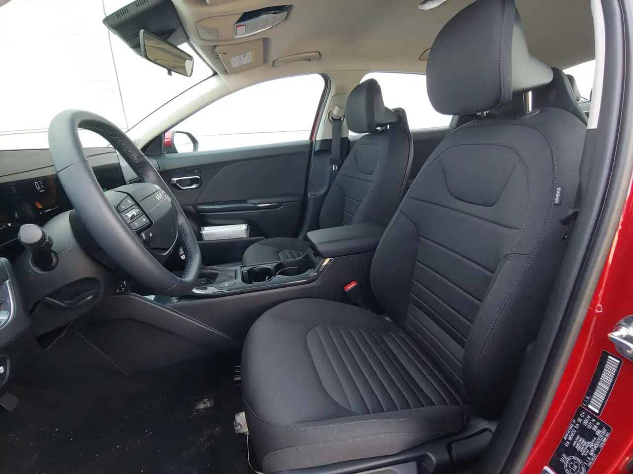 Kia K4 снимка Kia K4
