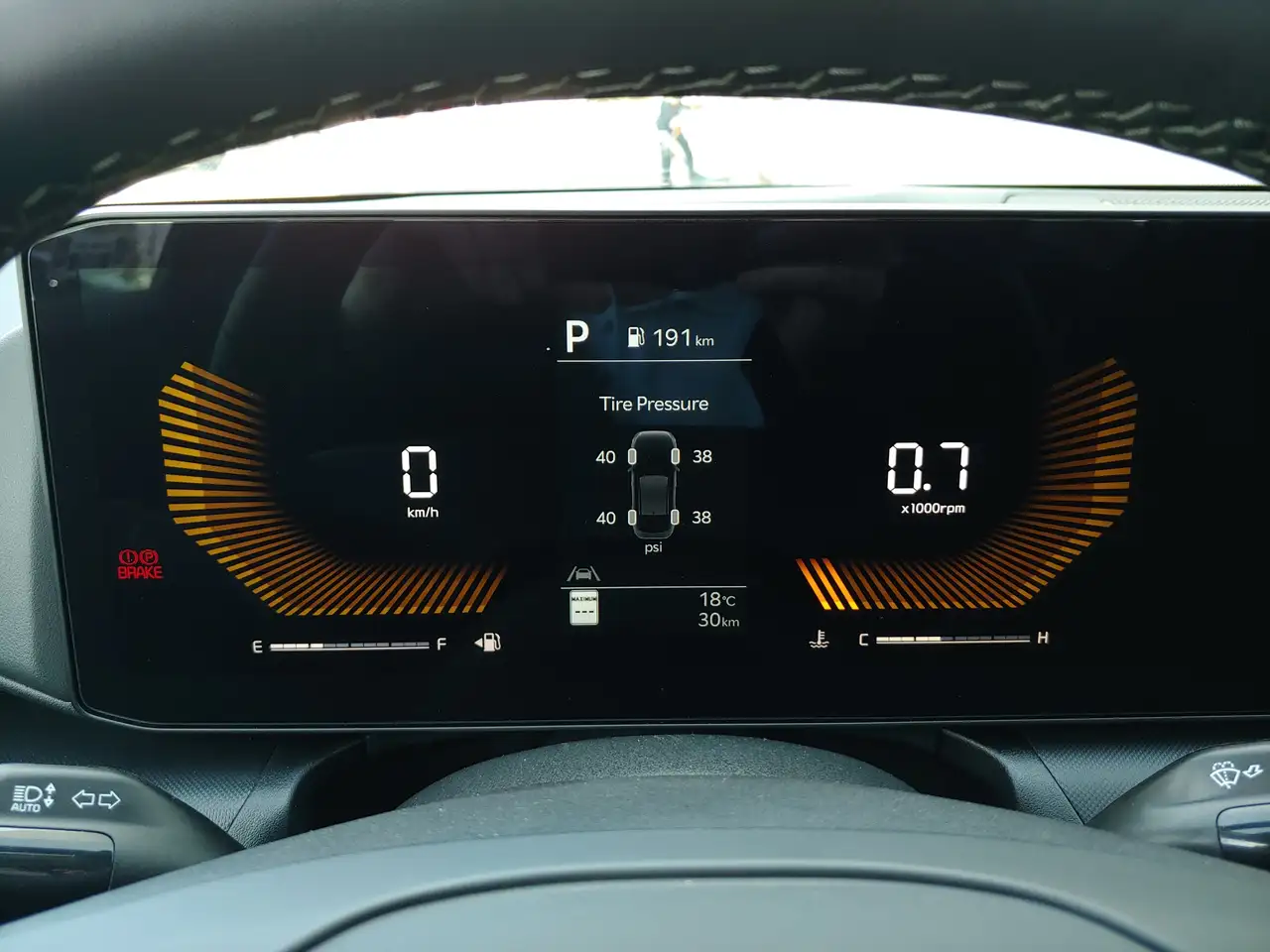Kia K4 снимка Kia K4
