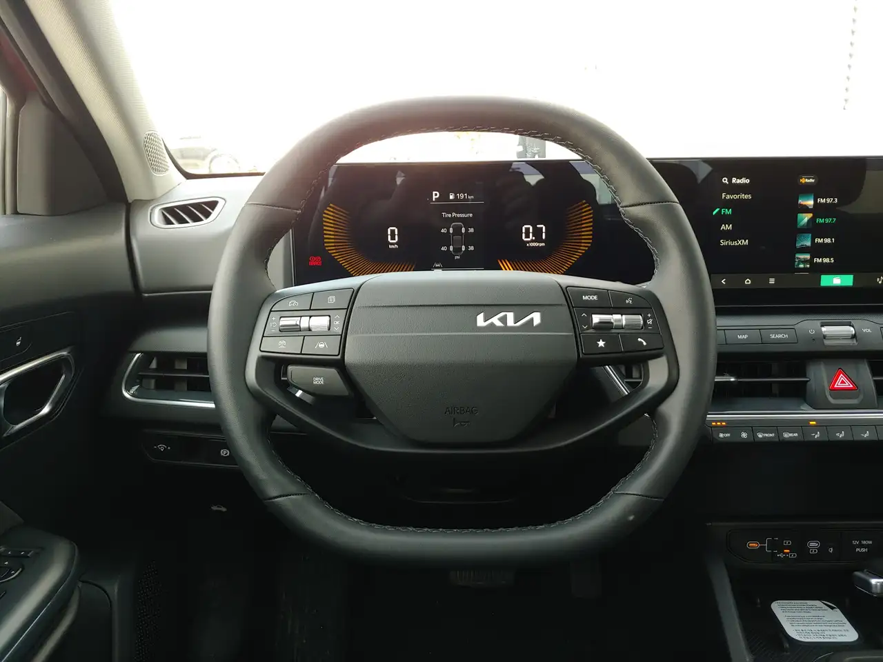 Kia K4 снимка Kia K4