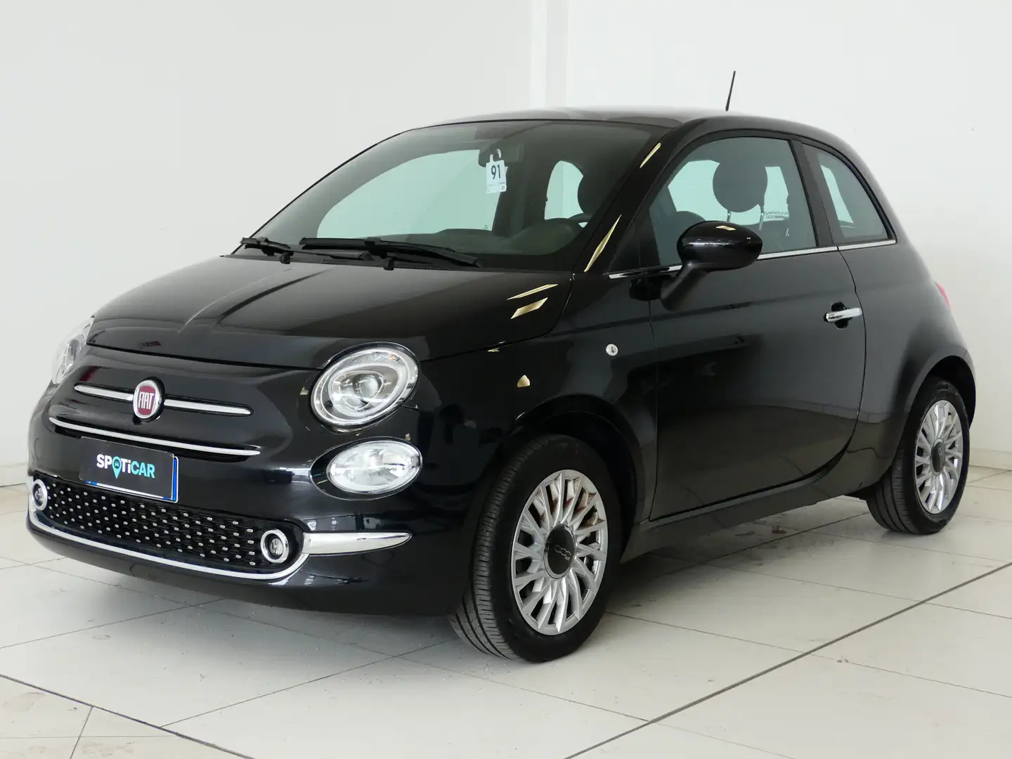 Fiat 500 500 1.0 hybrid Dolcevita 70cv Schwarz - 1