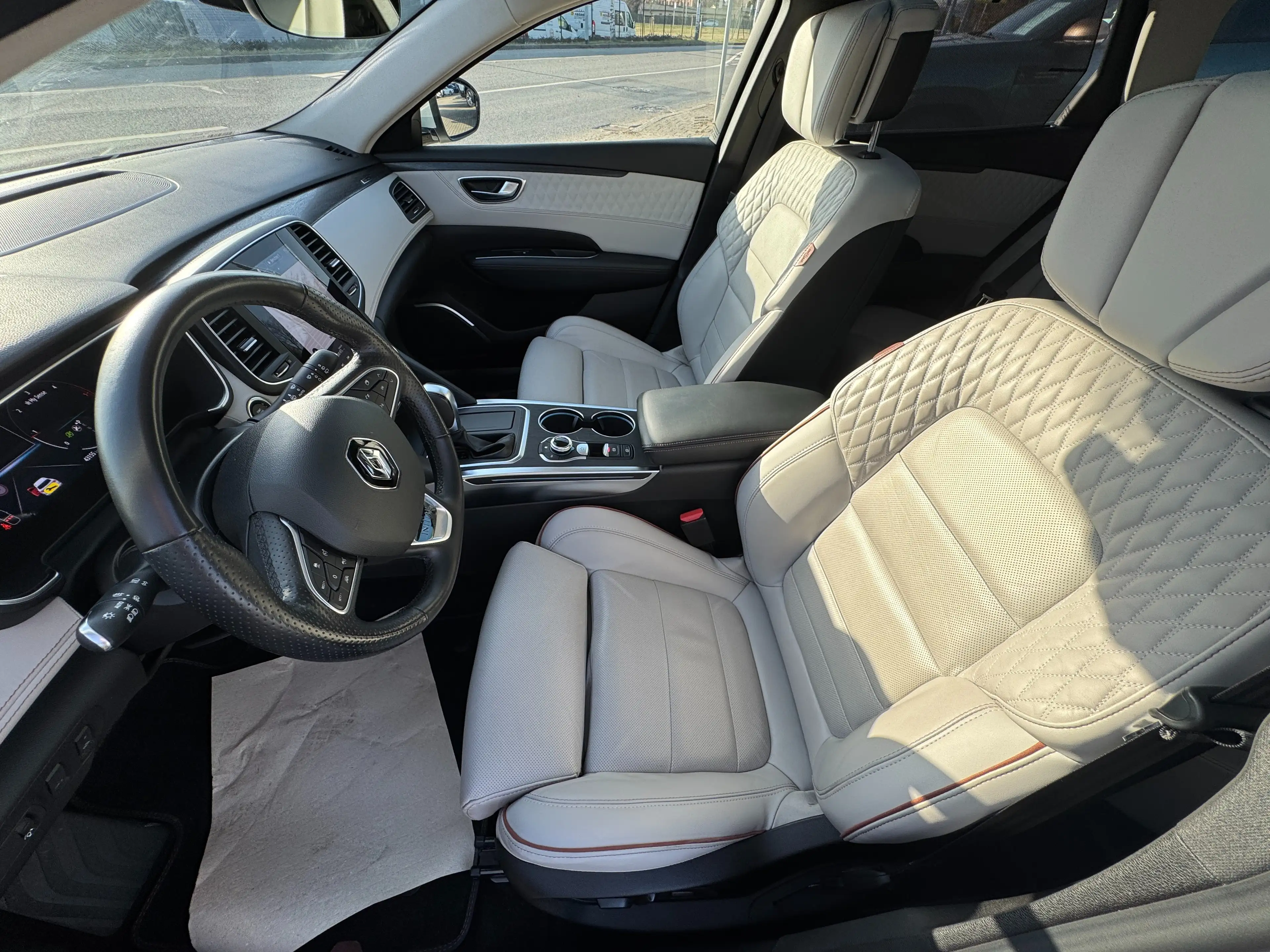 Renault Talisman Initiale Paris BLUE dCi 190 EDC — photo 13