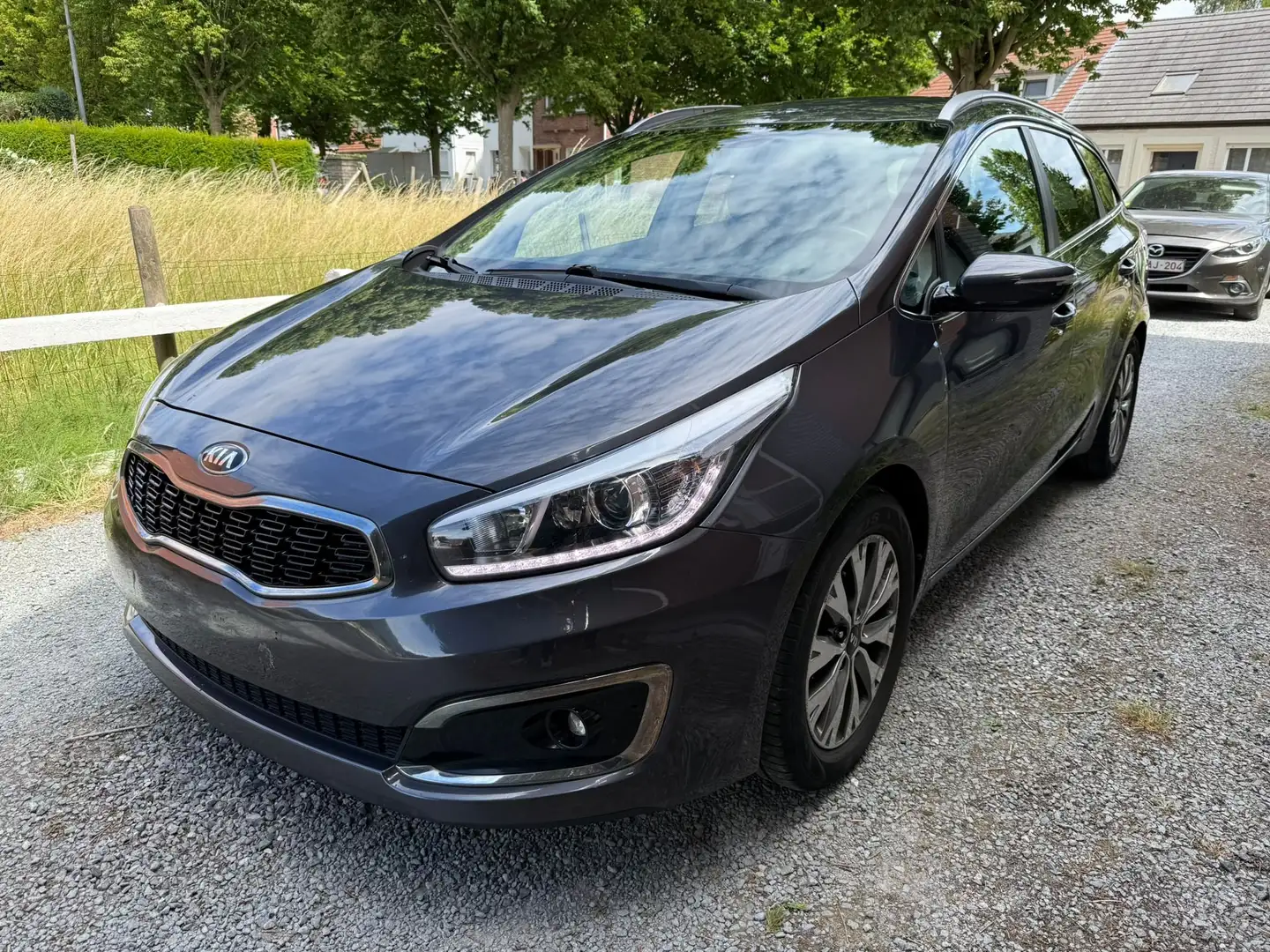 Kia Ceed SW / cee'd SW Cee'd SW1.6 CRDi Mind ISG GARANTIE 12 MOIS/MAANDEN Gris - 1