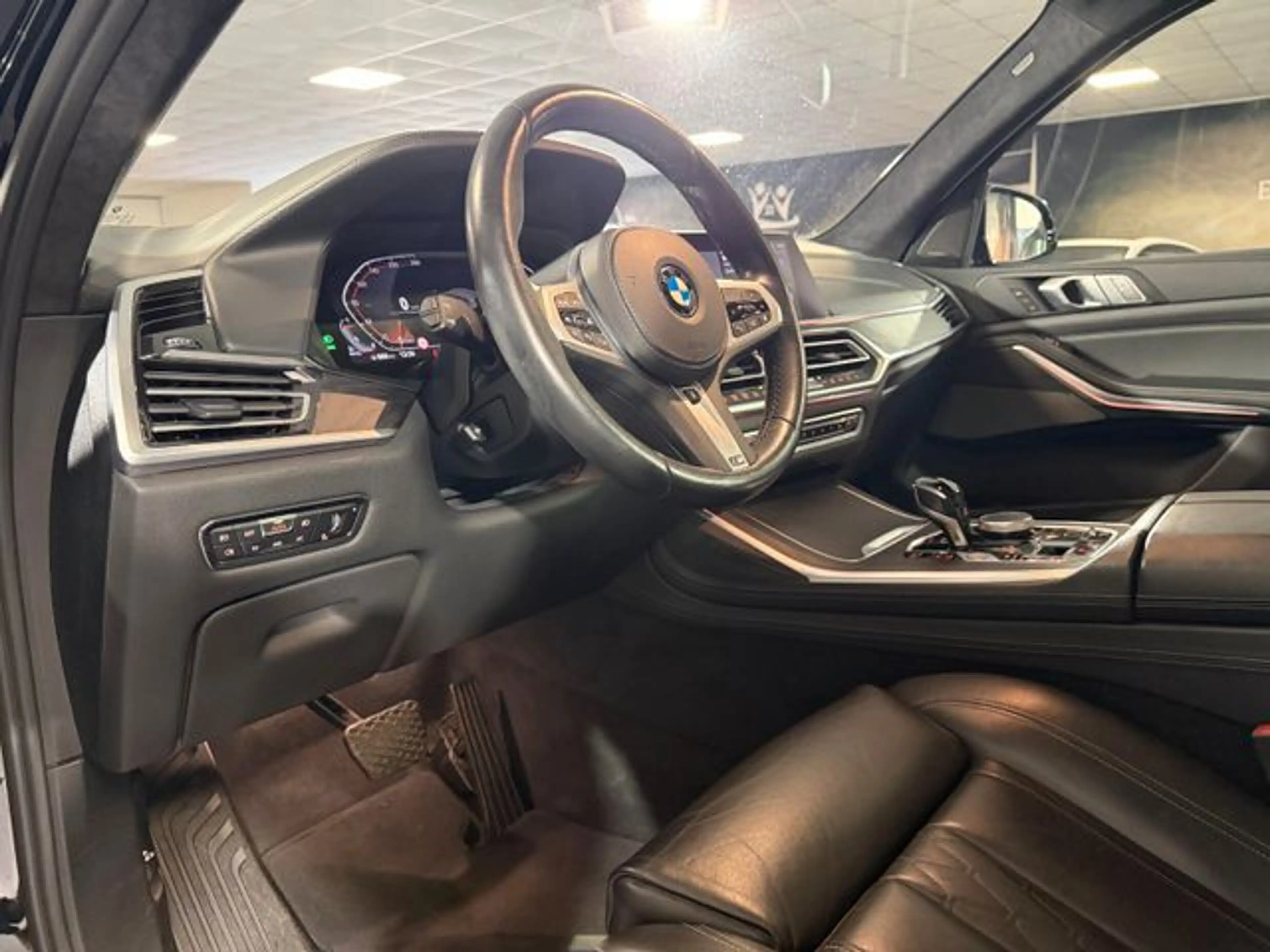 BMW X7 xDrive 30d Pure Excellence 7-Sitzer Pano 1.Hd — photo 10