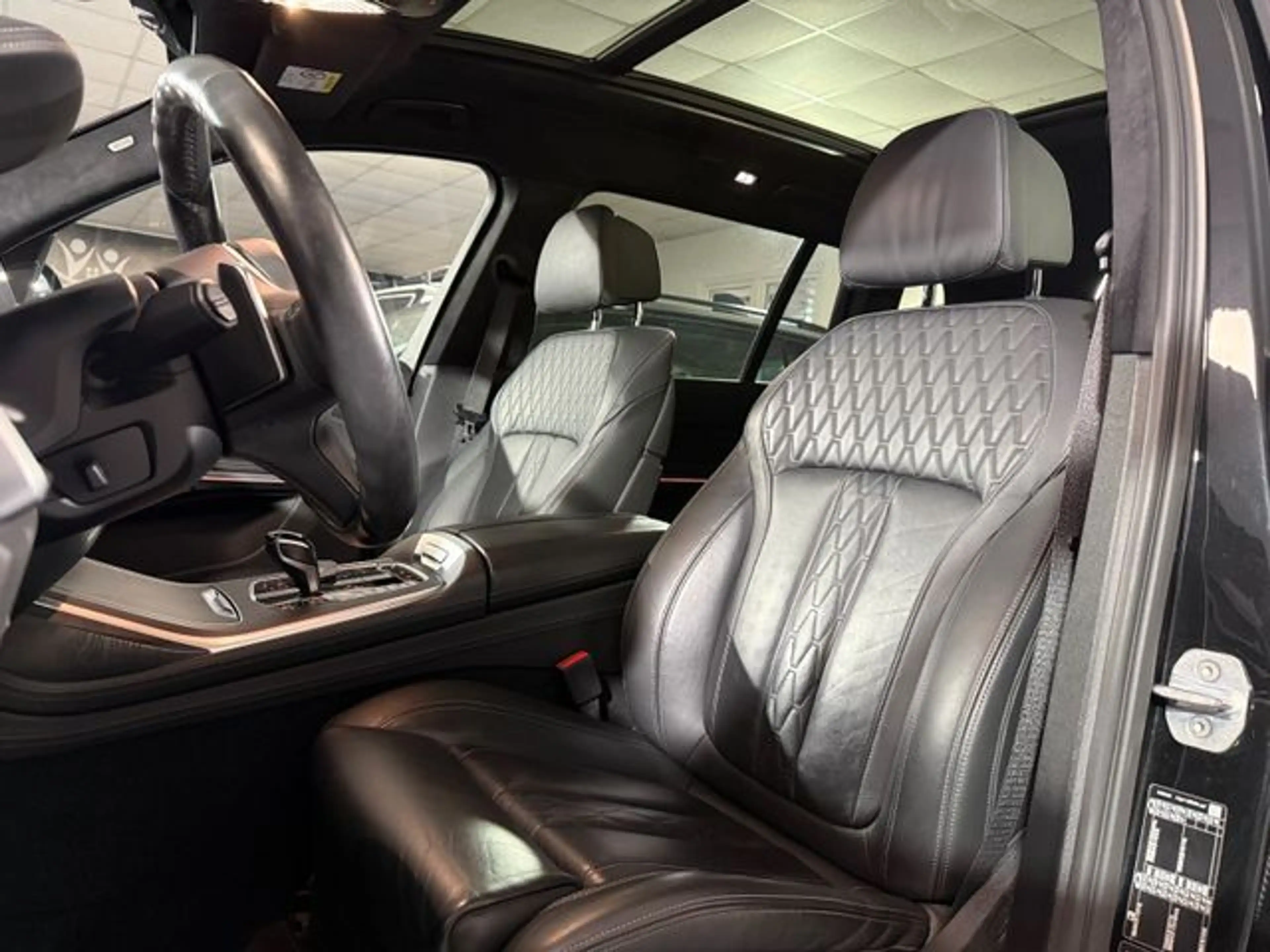BMW X7 xDrive 30d Pure Excellence 7-Sitzer Pano 1.Hd — photo 9