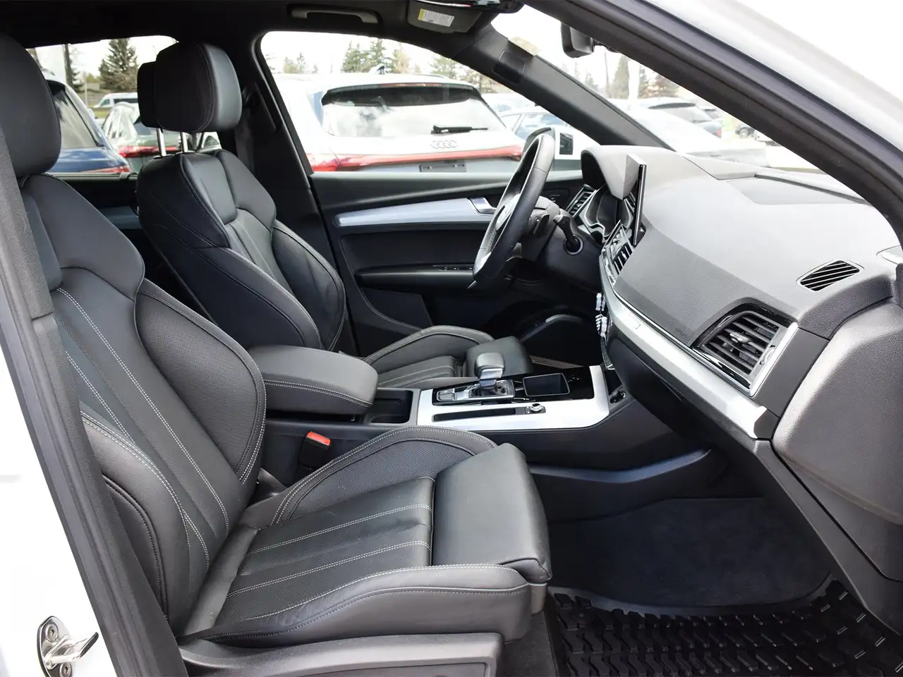 Audi Q5 снимка Audi Q5