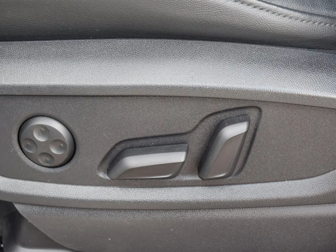 Audi Q5 снимка Audi Q5