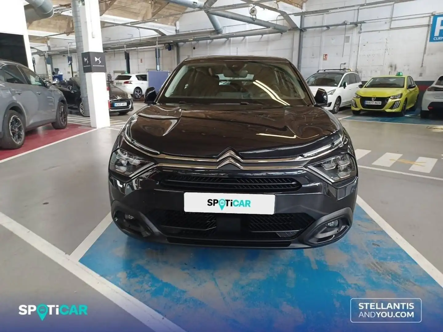 Citroen C4 1.2 PureTech Feel Pack S&S 130 Negro - 2